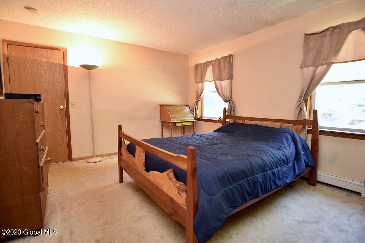 288 N Greenfield Road