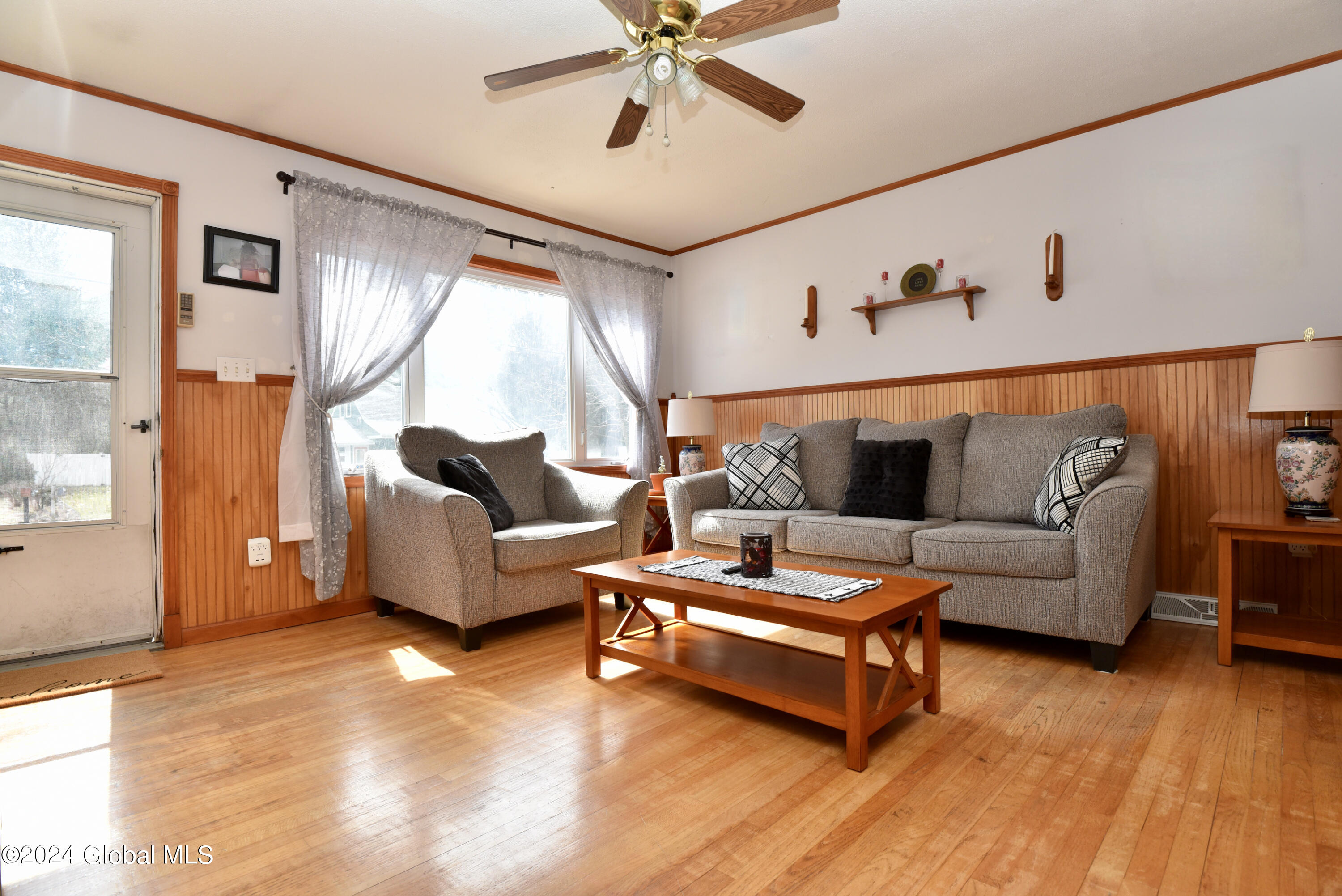 7 Margaret Drive
