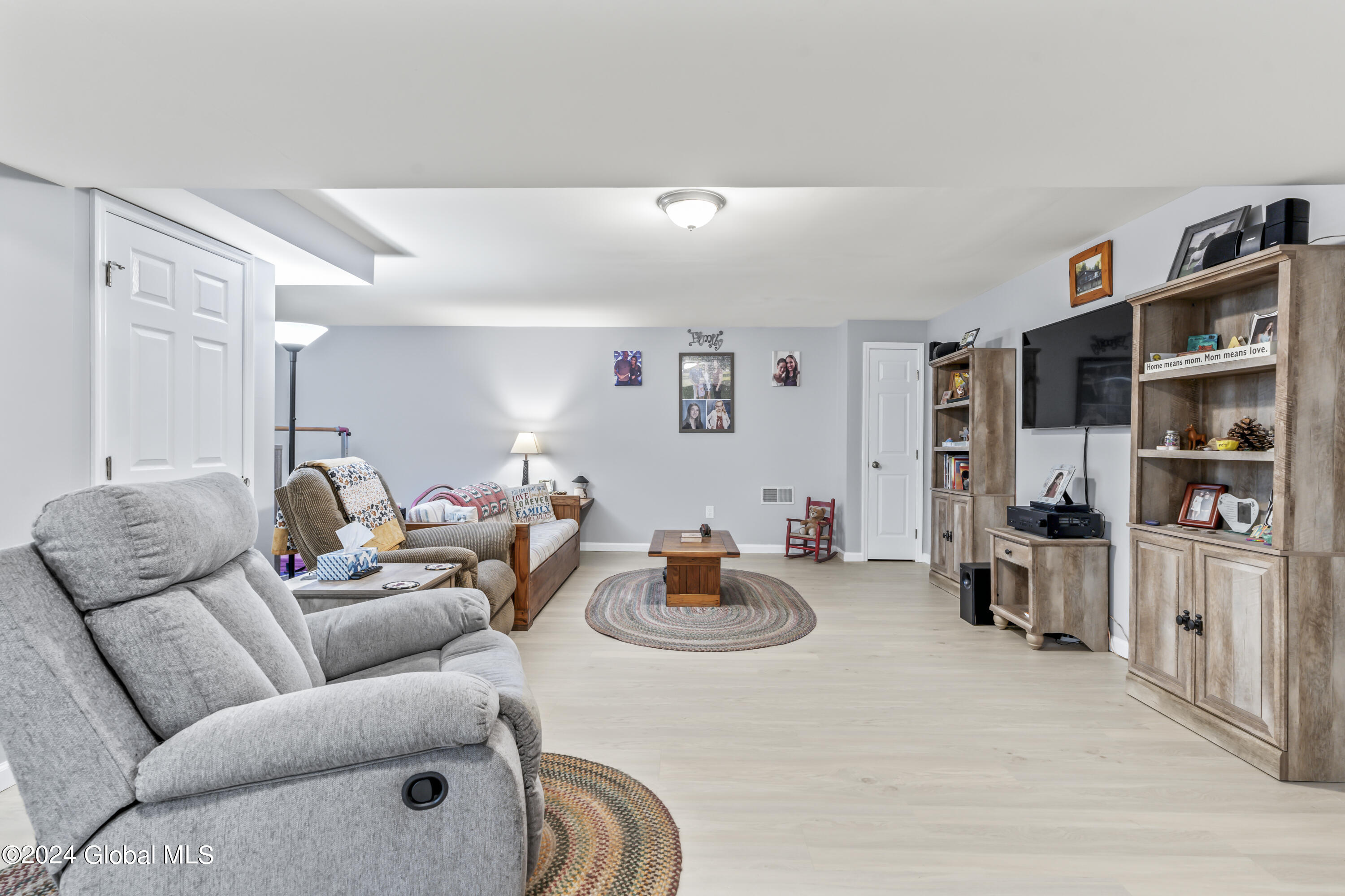 71 Raylinsky Road