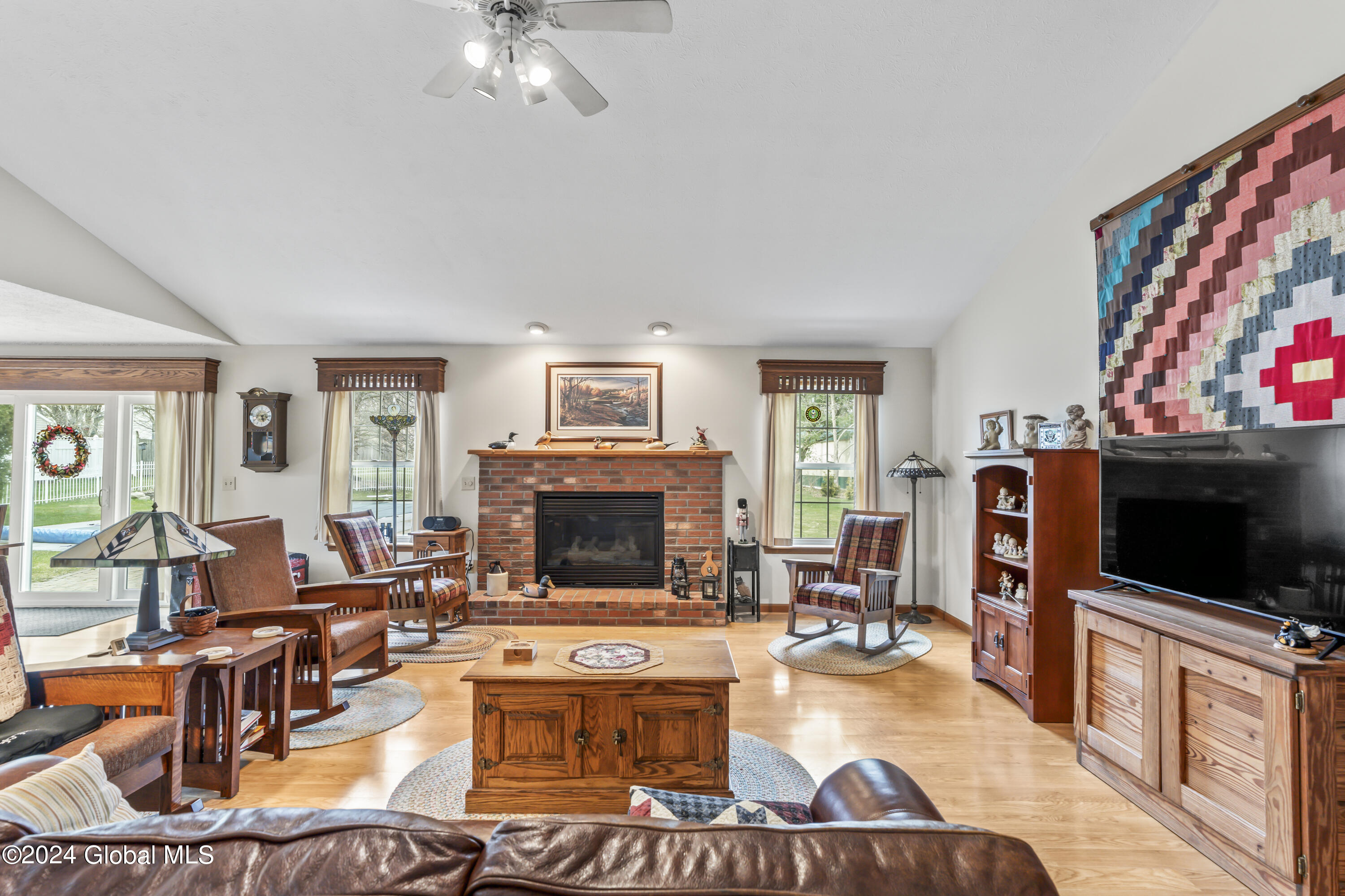 71 Raylinsky Road