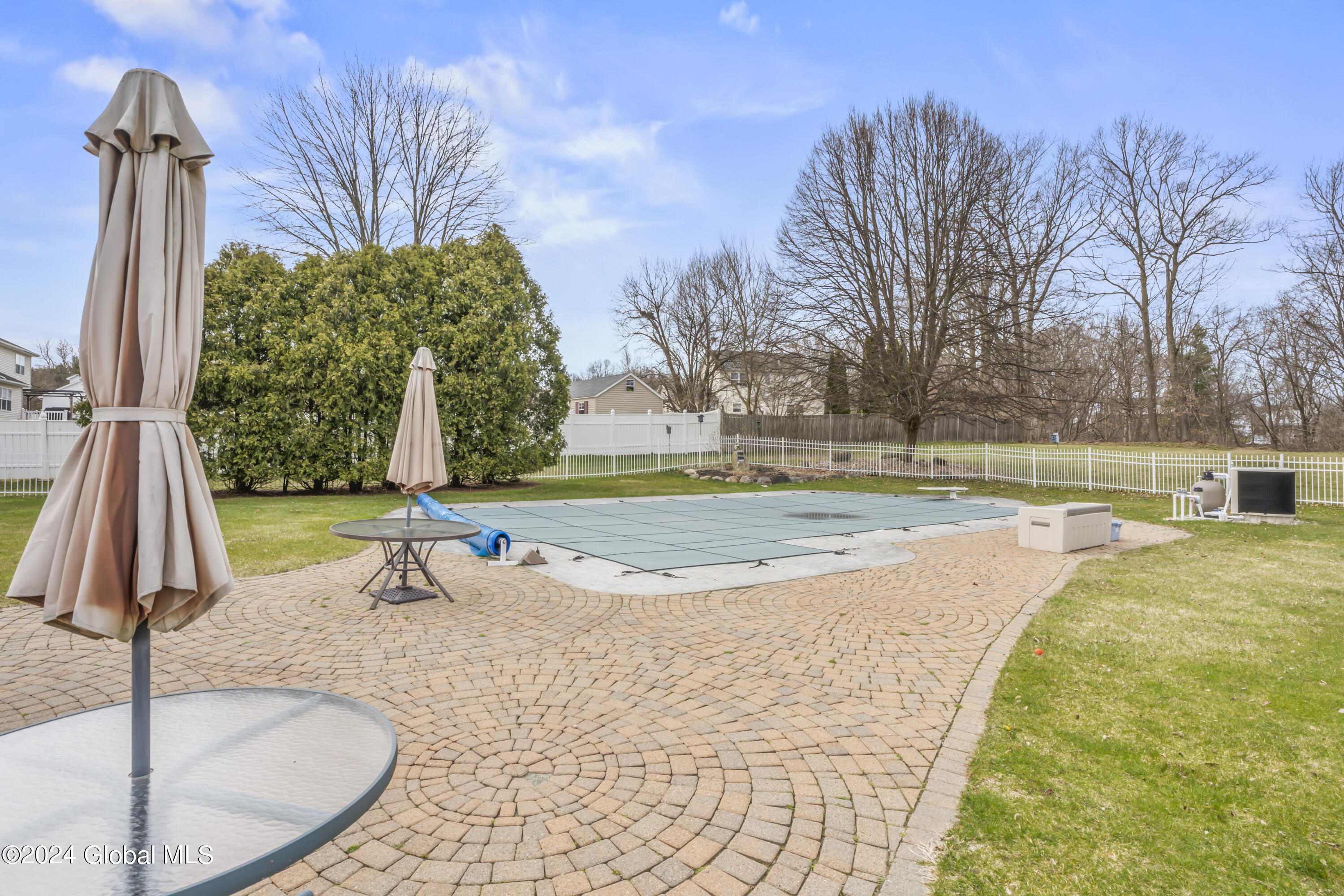 71 Raylinsky Road