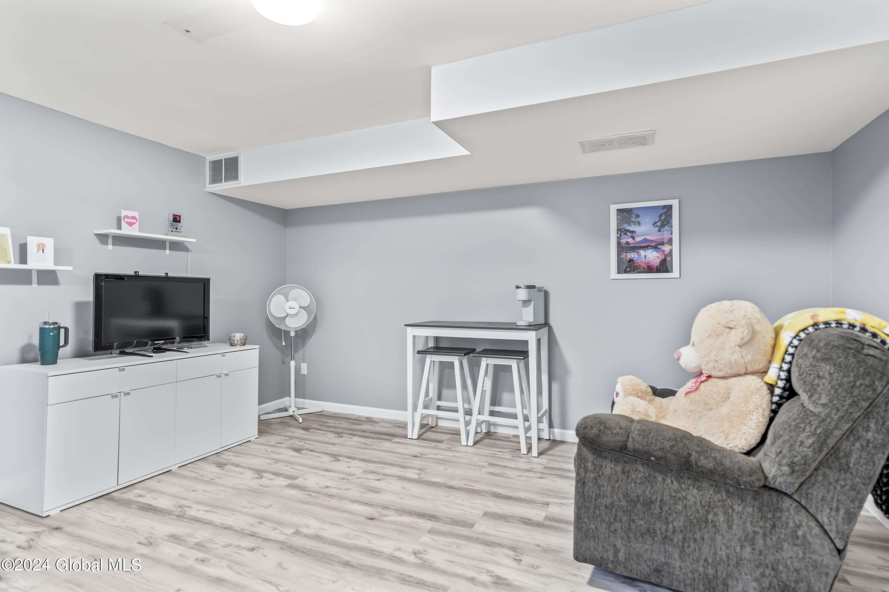 71 Raylinsky Road