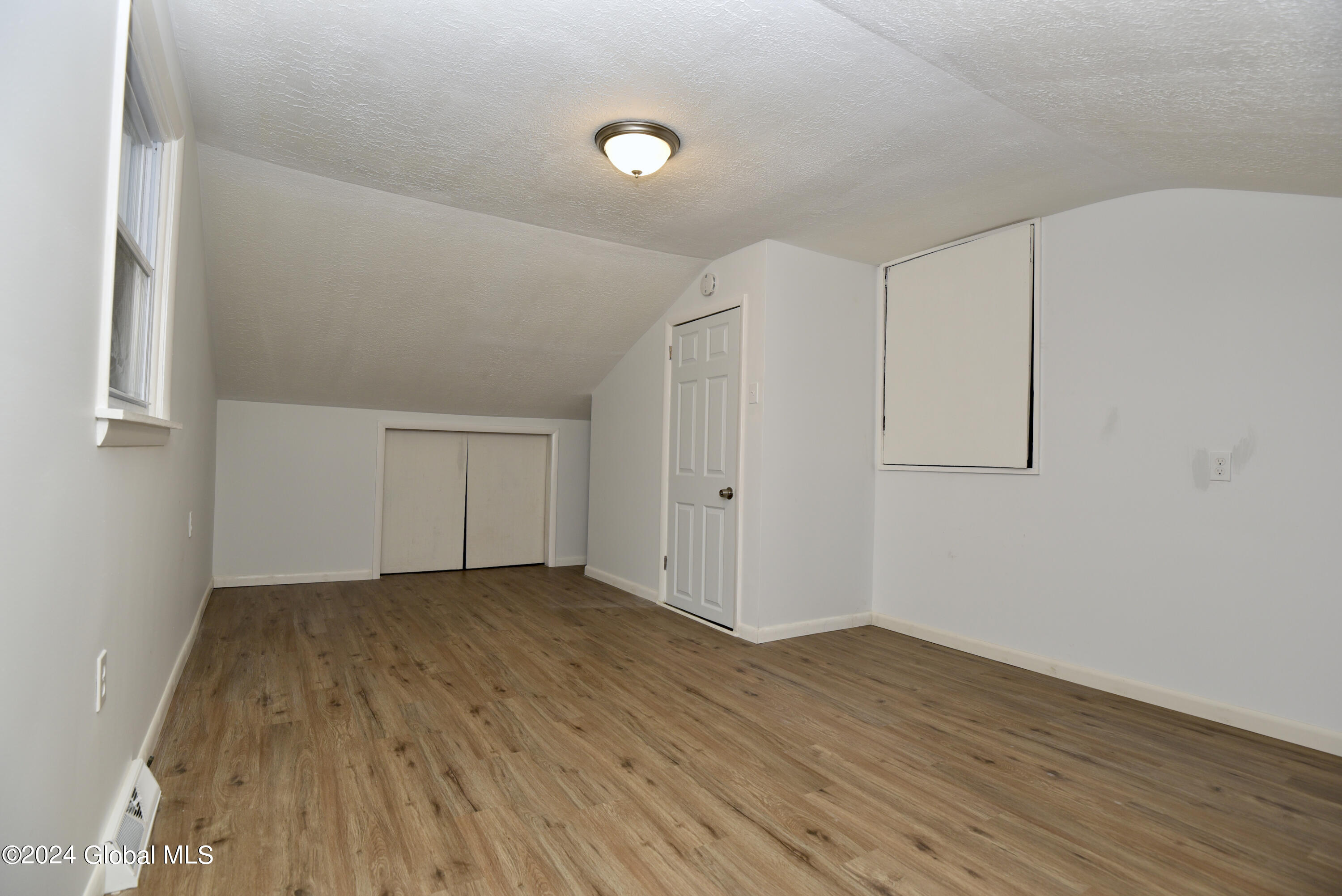 15 Birchwood Court