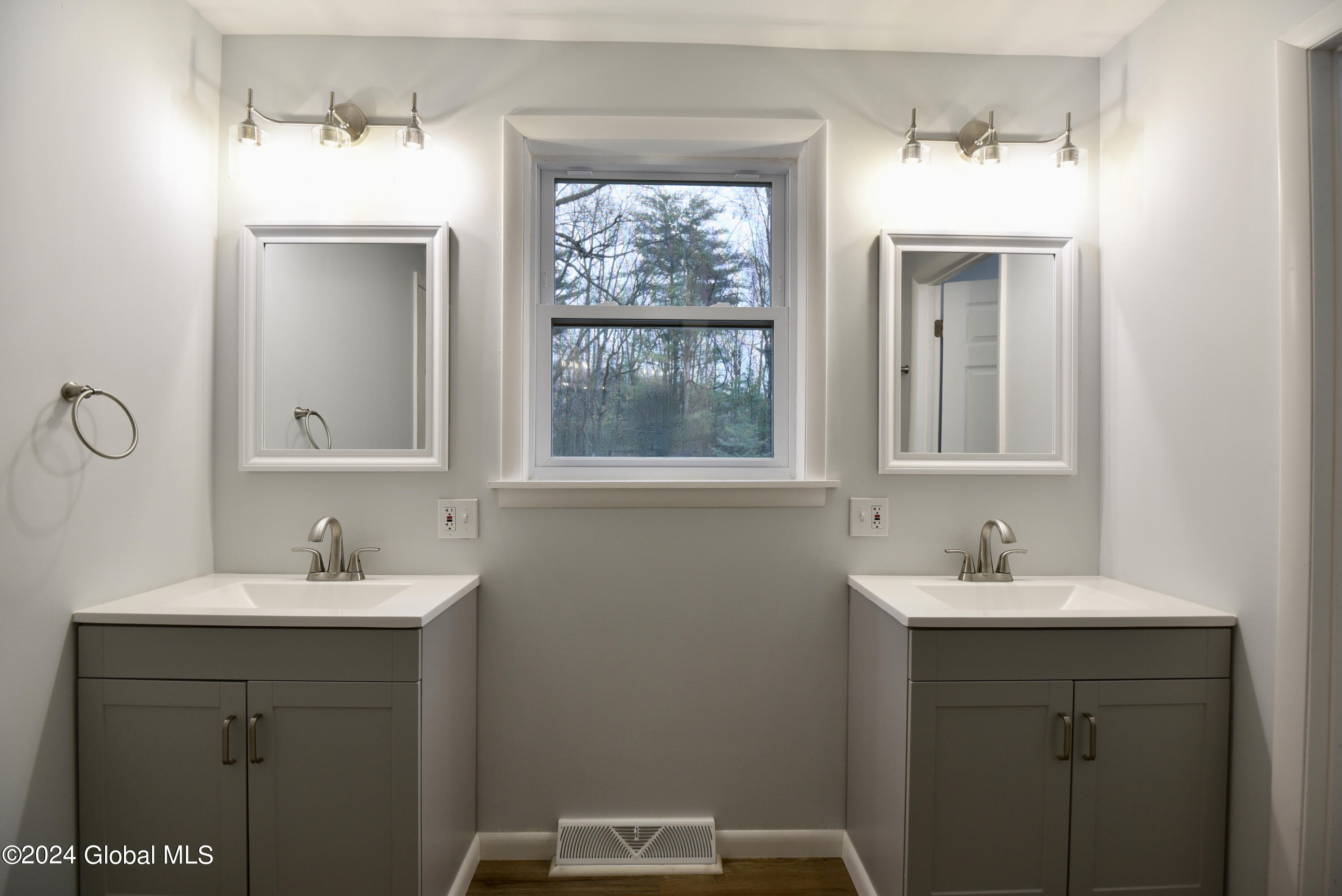 15 Birchwood Court