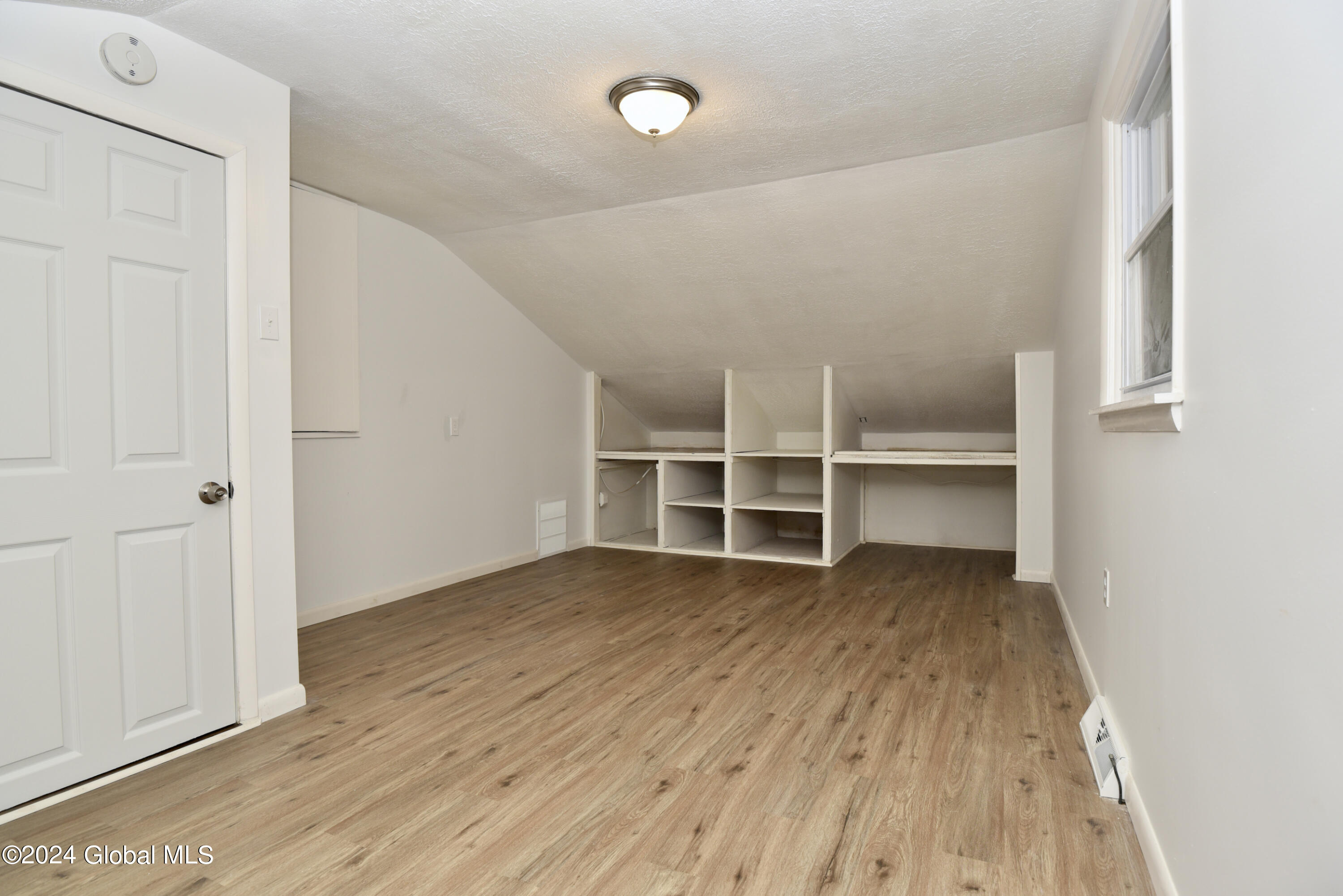 15 Birchwood Court