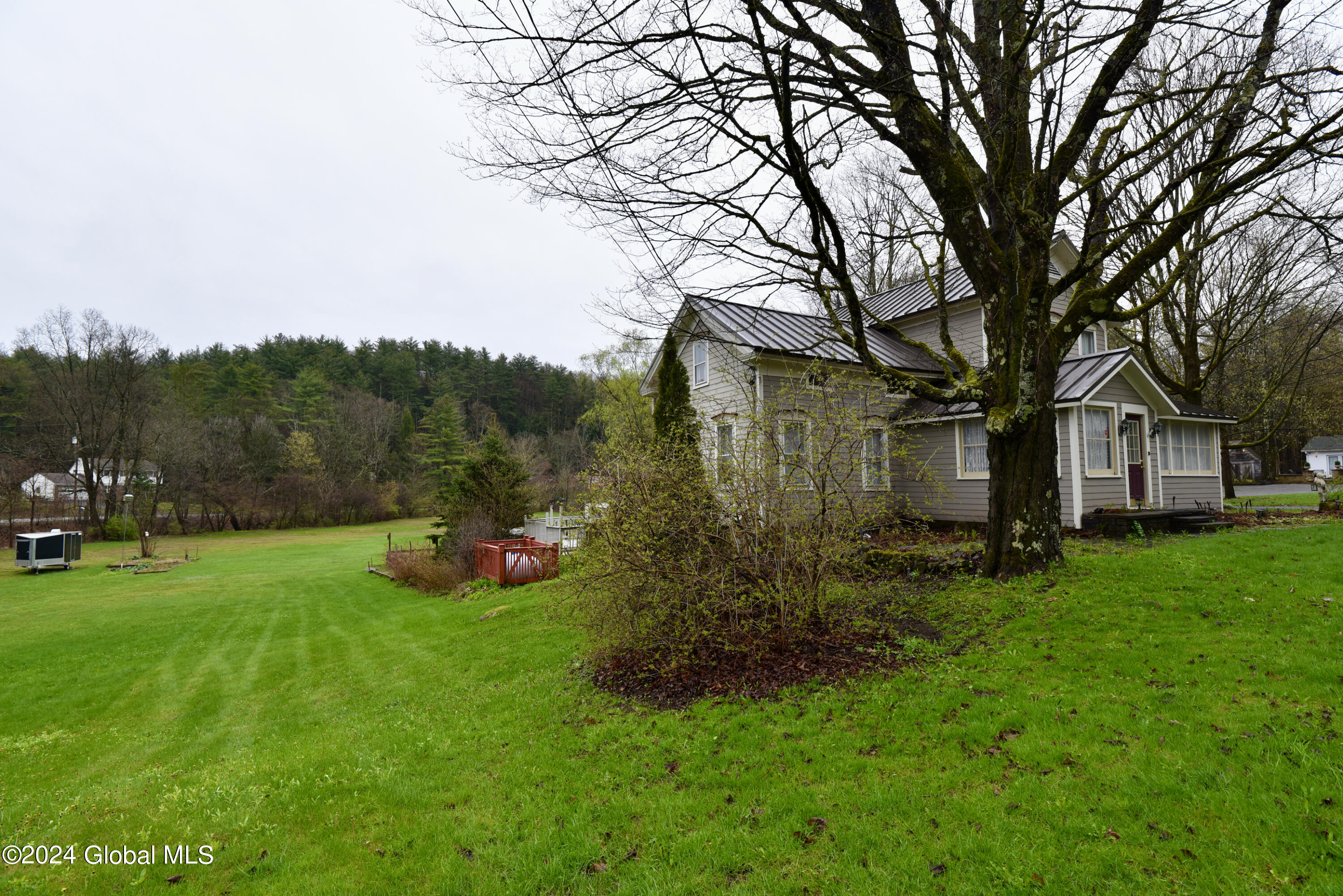 488 Middle Grove Road
