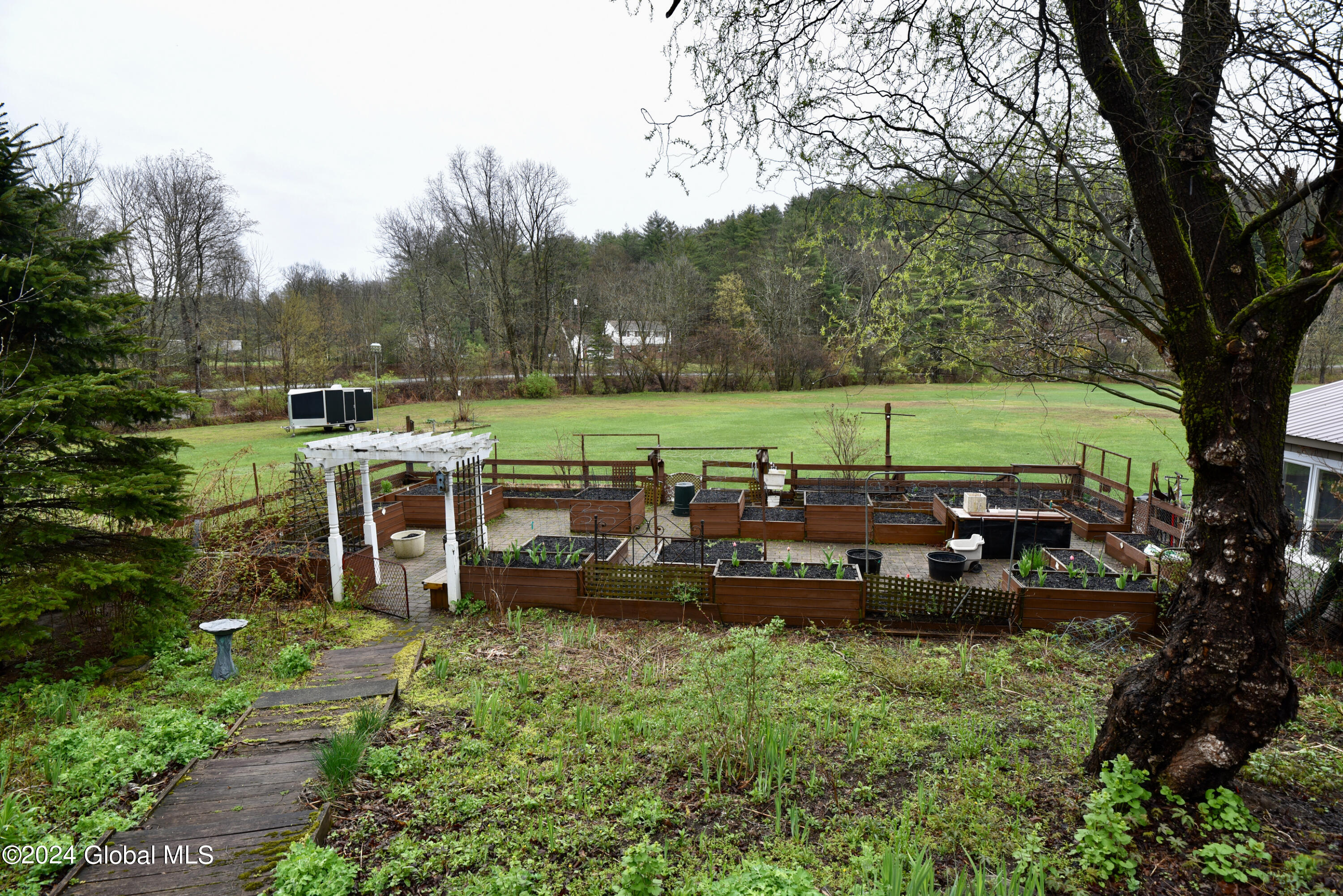 488 Middle Grove Road
