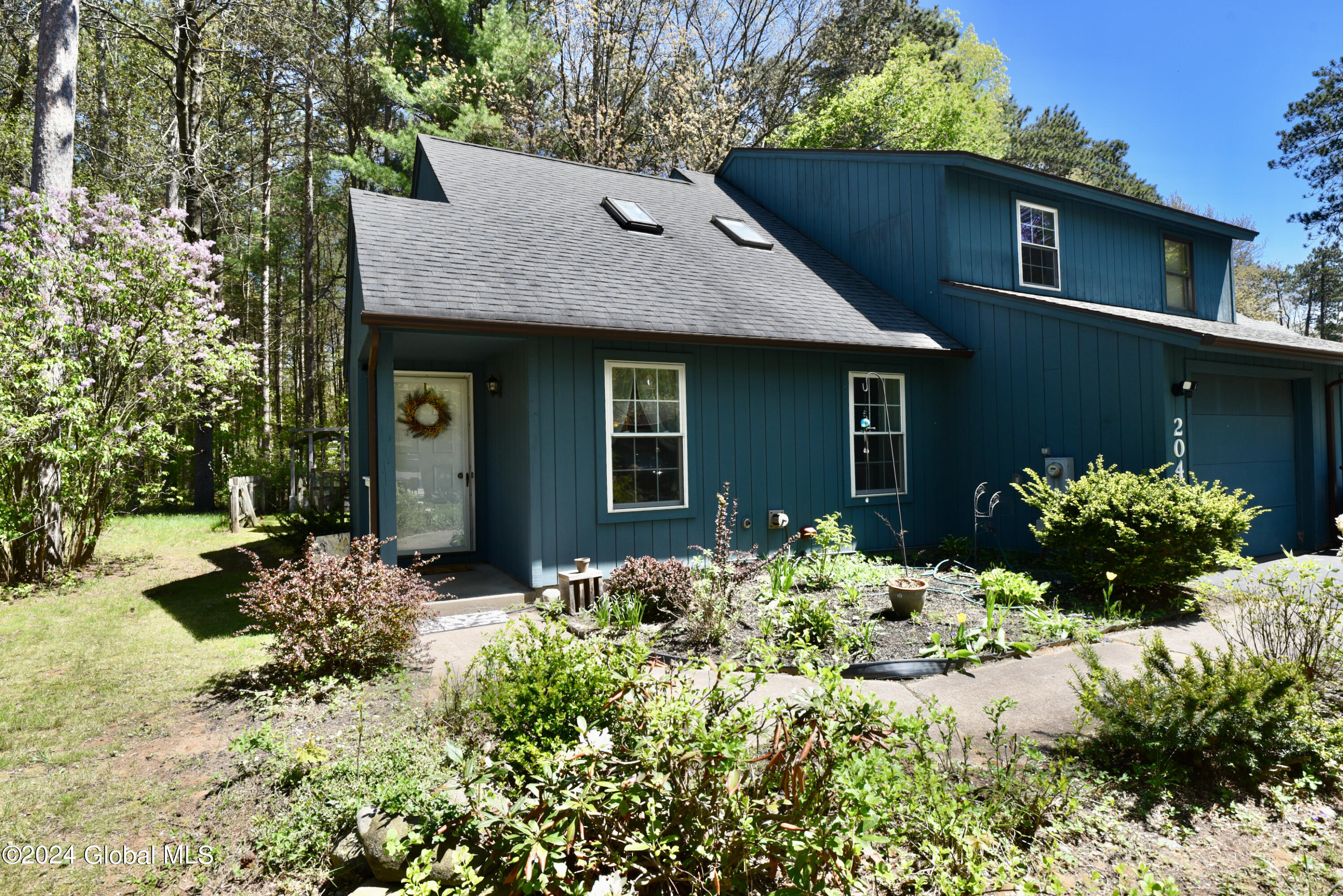 204 Arrow Wood Place
