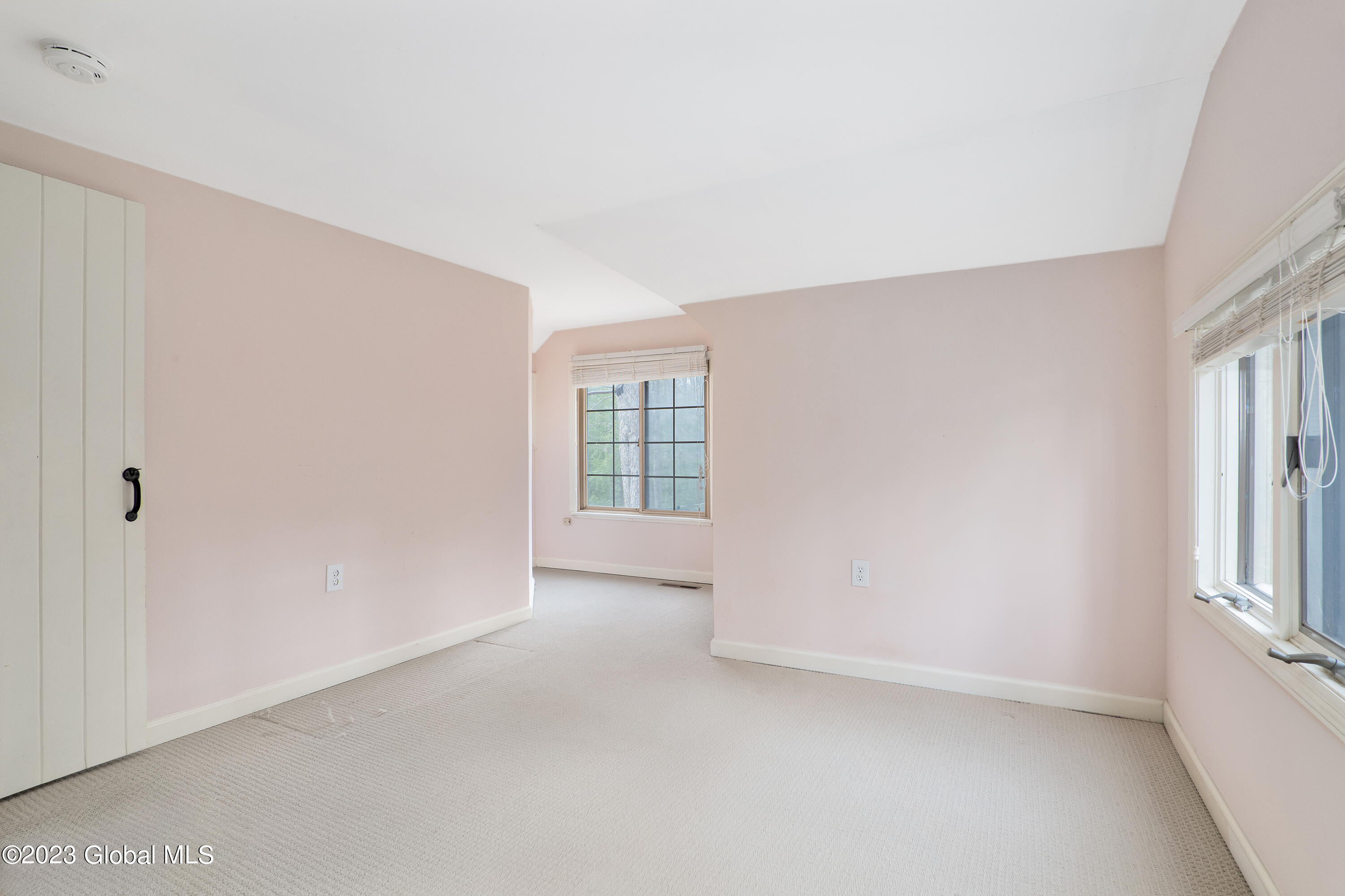 37 Loughberry Lake Road