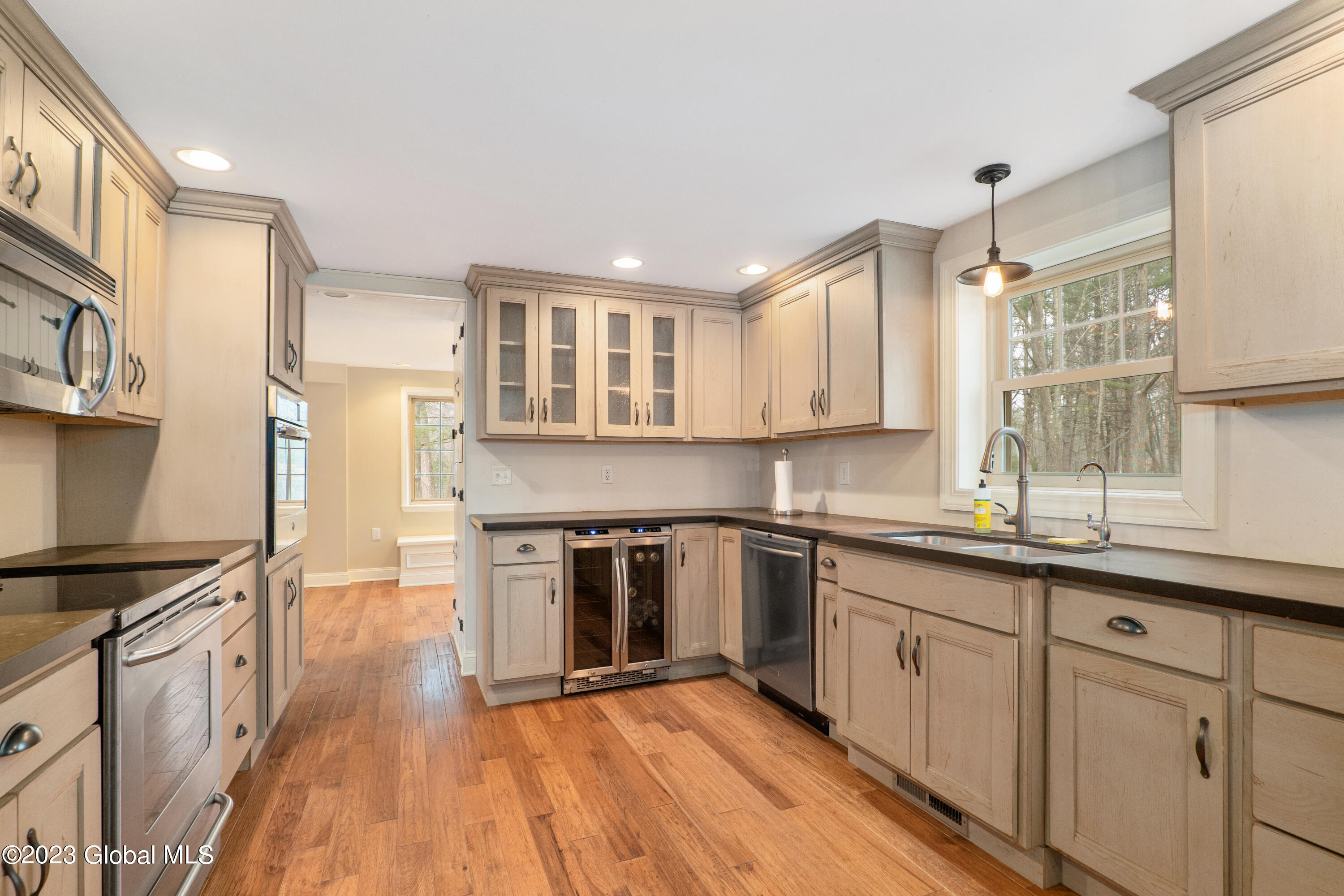 37 Loughberry Lake Road
