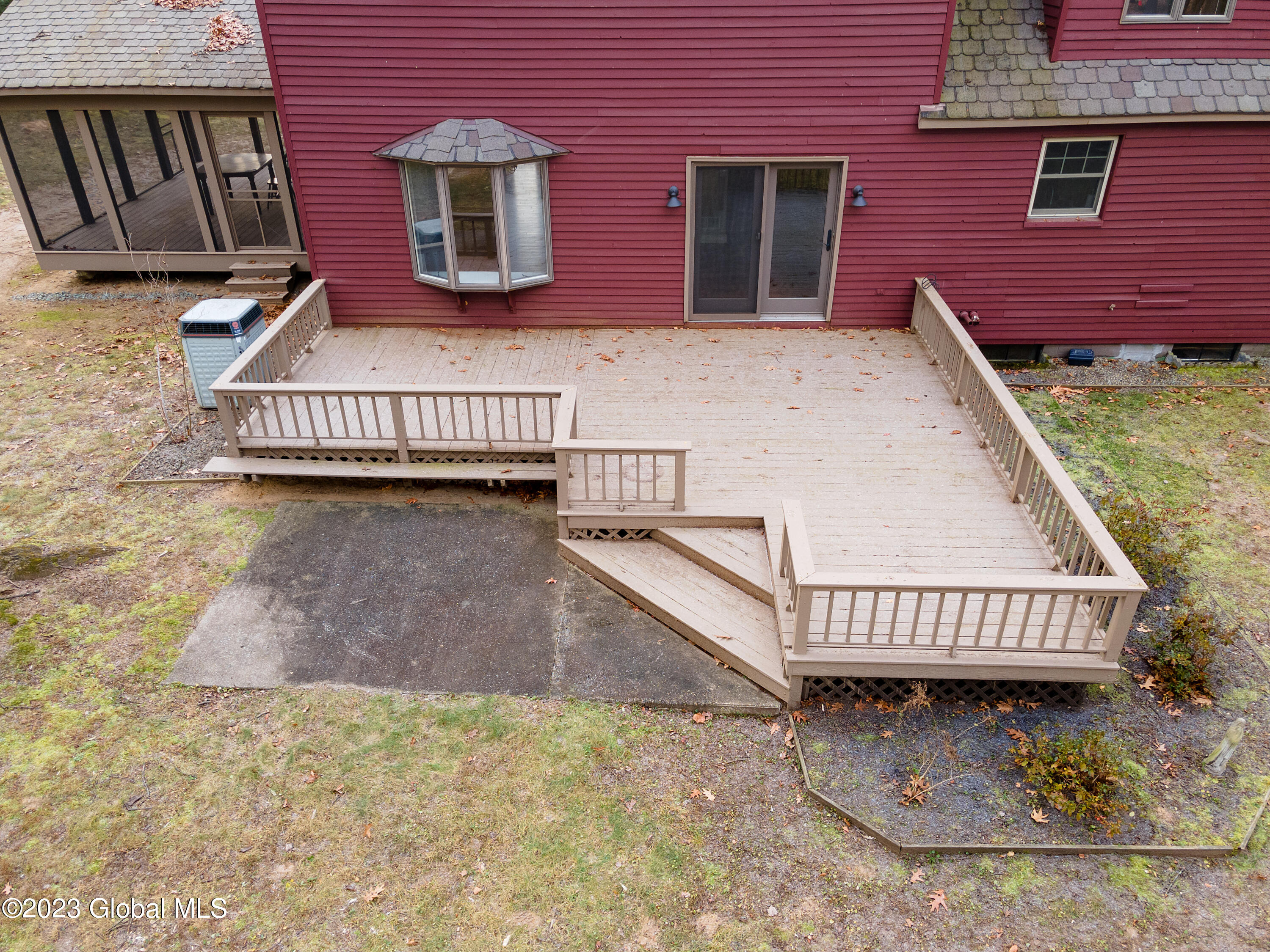 37 Loughberry Lake Road