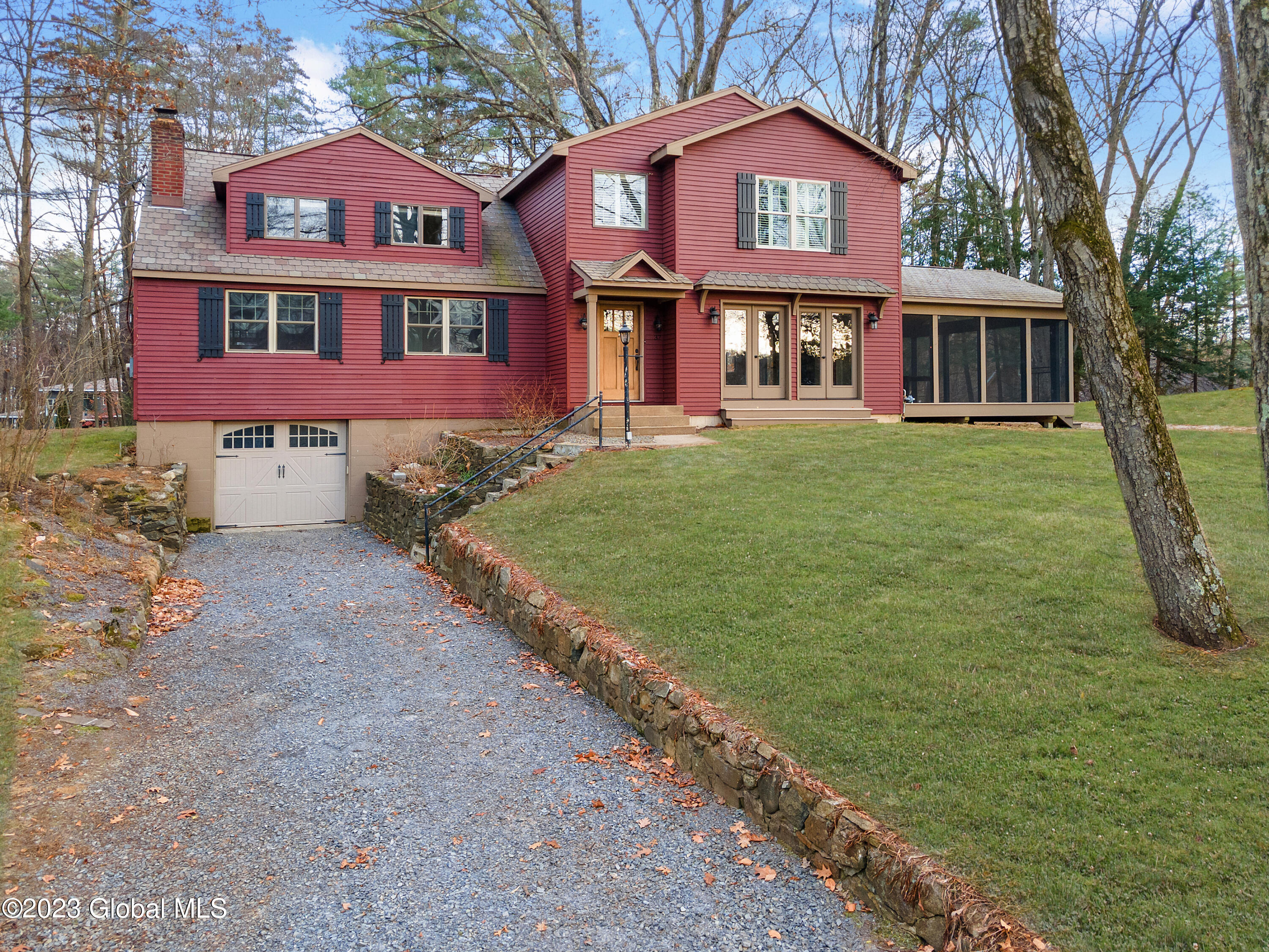 37 Loughberry Lake Road
