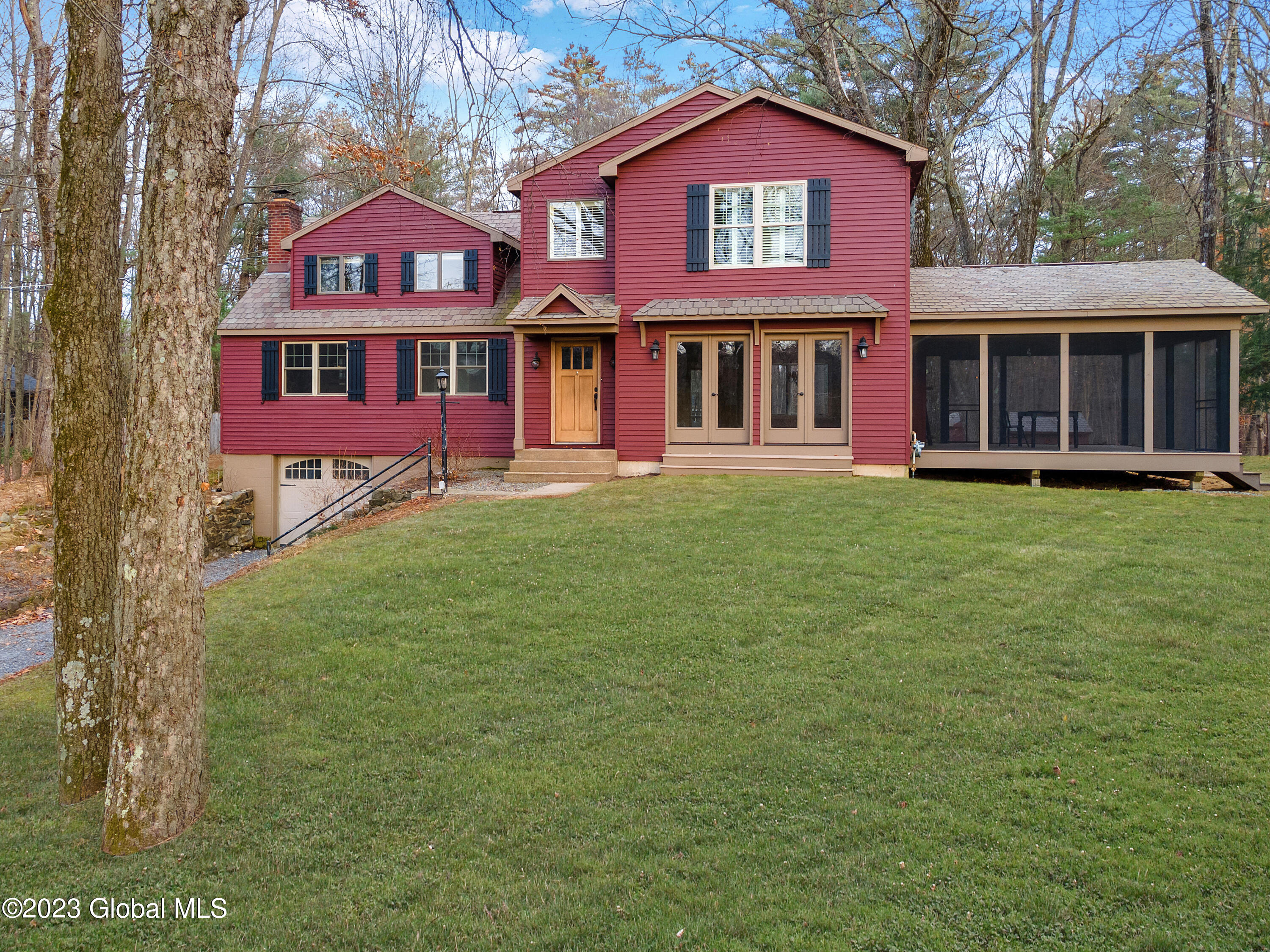 37 Loughberry Lake Road