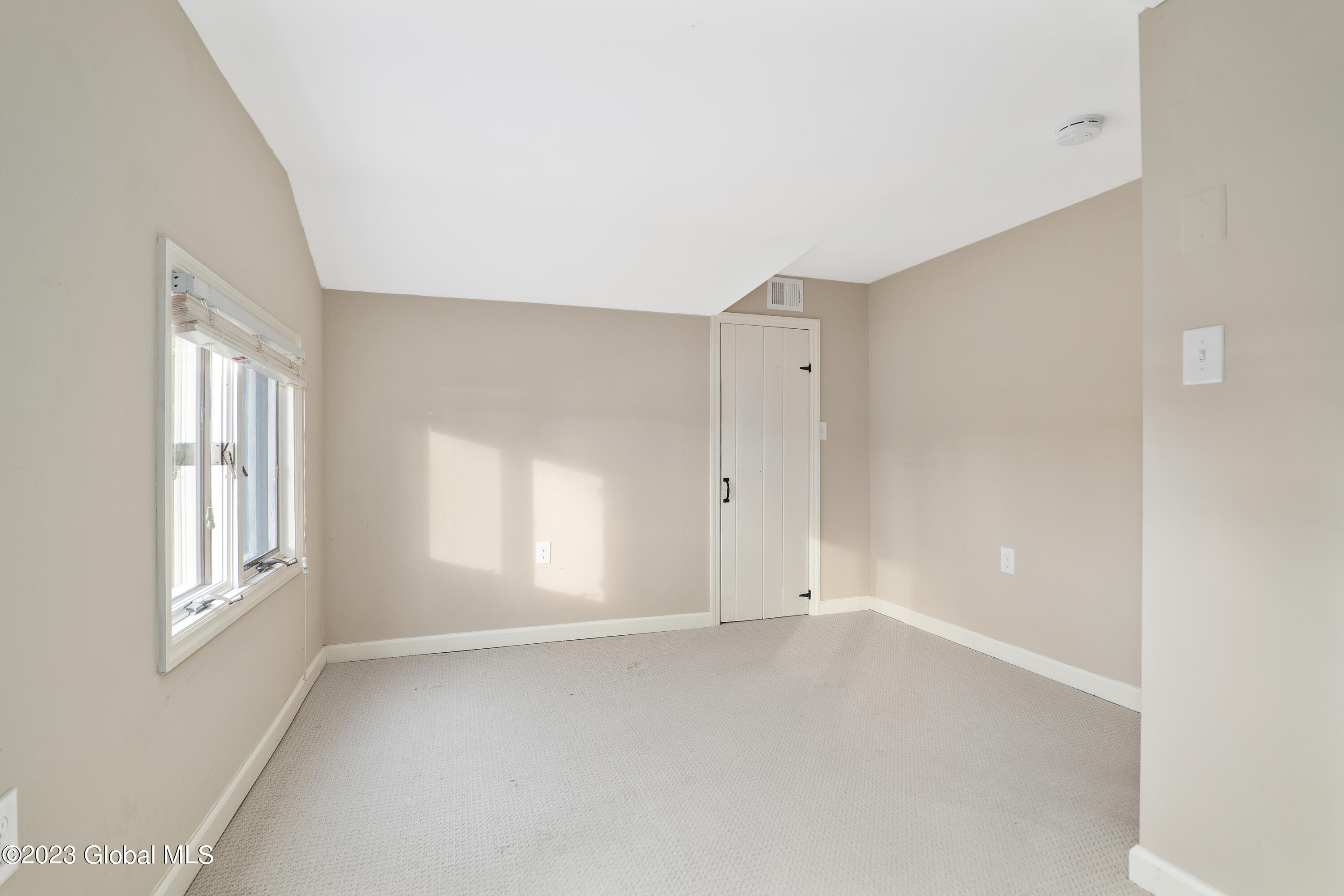 37 Loughberry Lake Road
