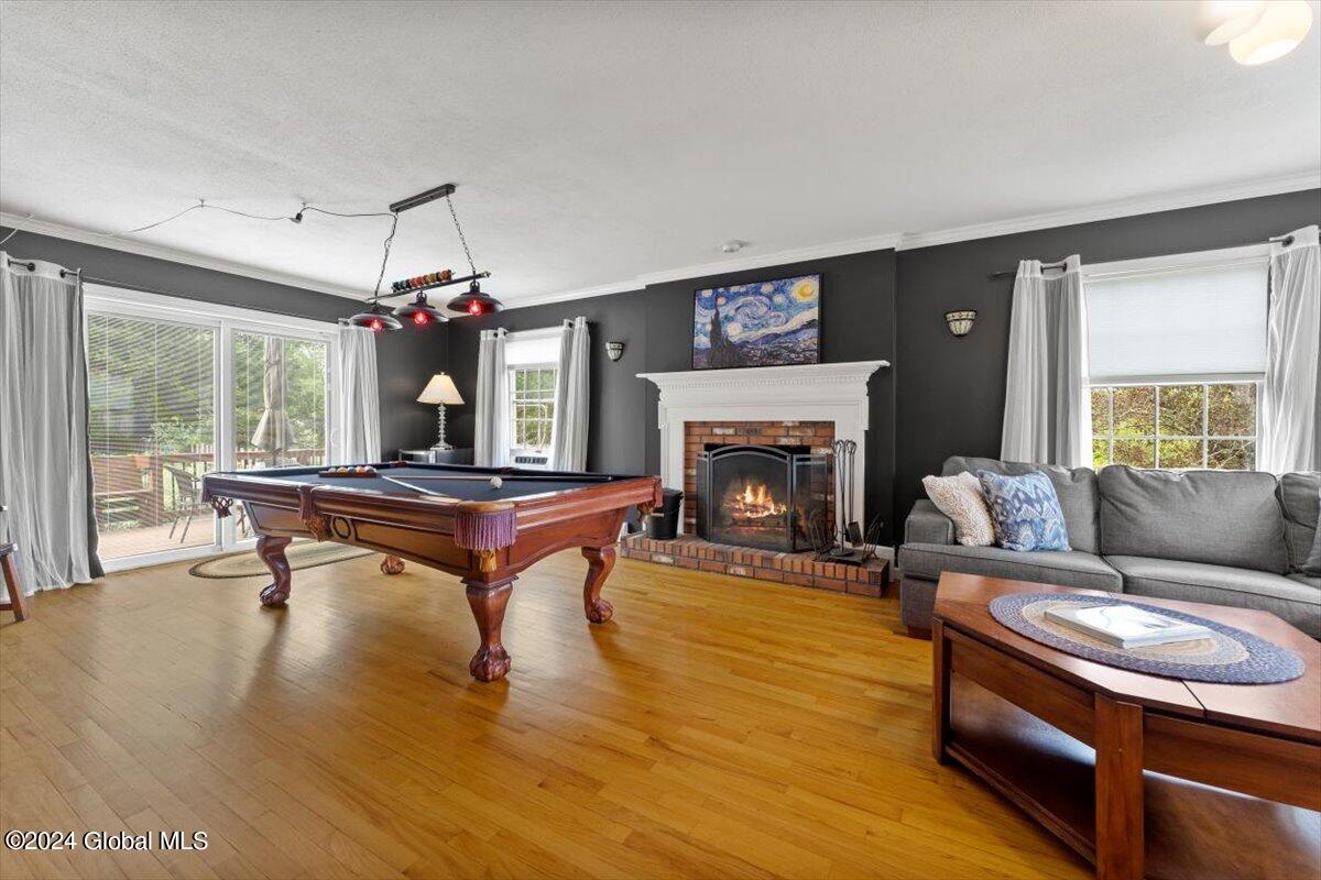 16 Cobblestone Drive