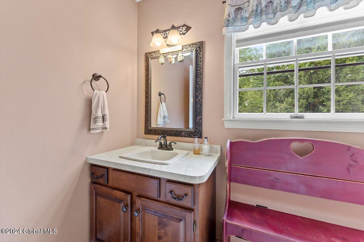 16 Cobblestone Drive