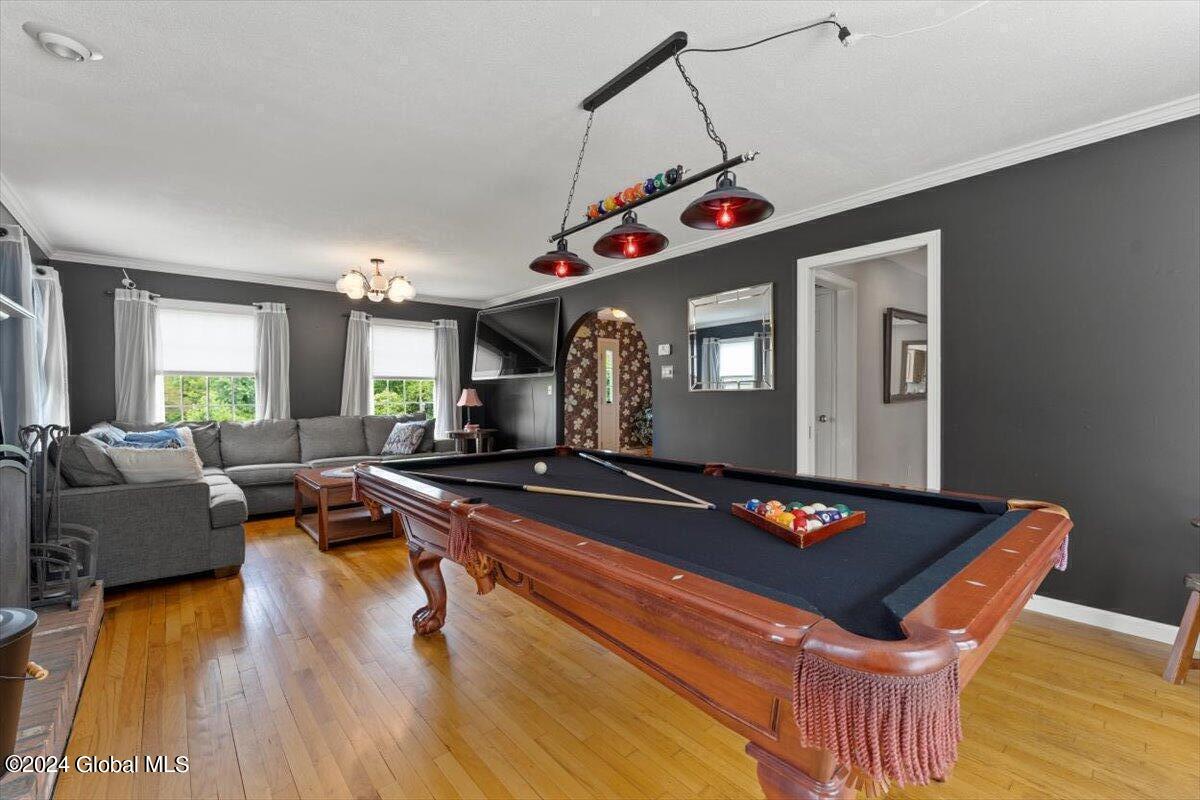 16 Cobblestone Drive