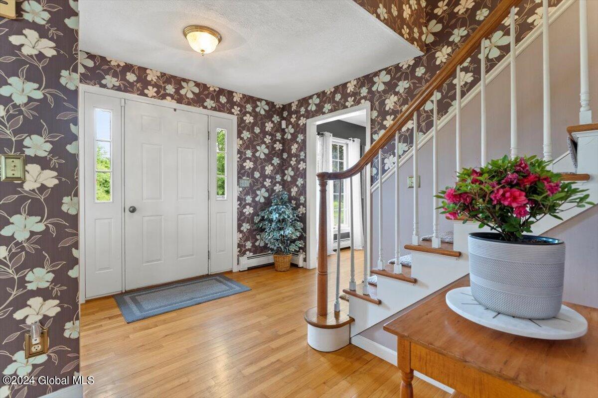 16 Cobblestone Drive