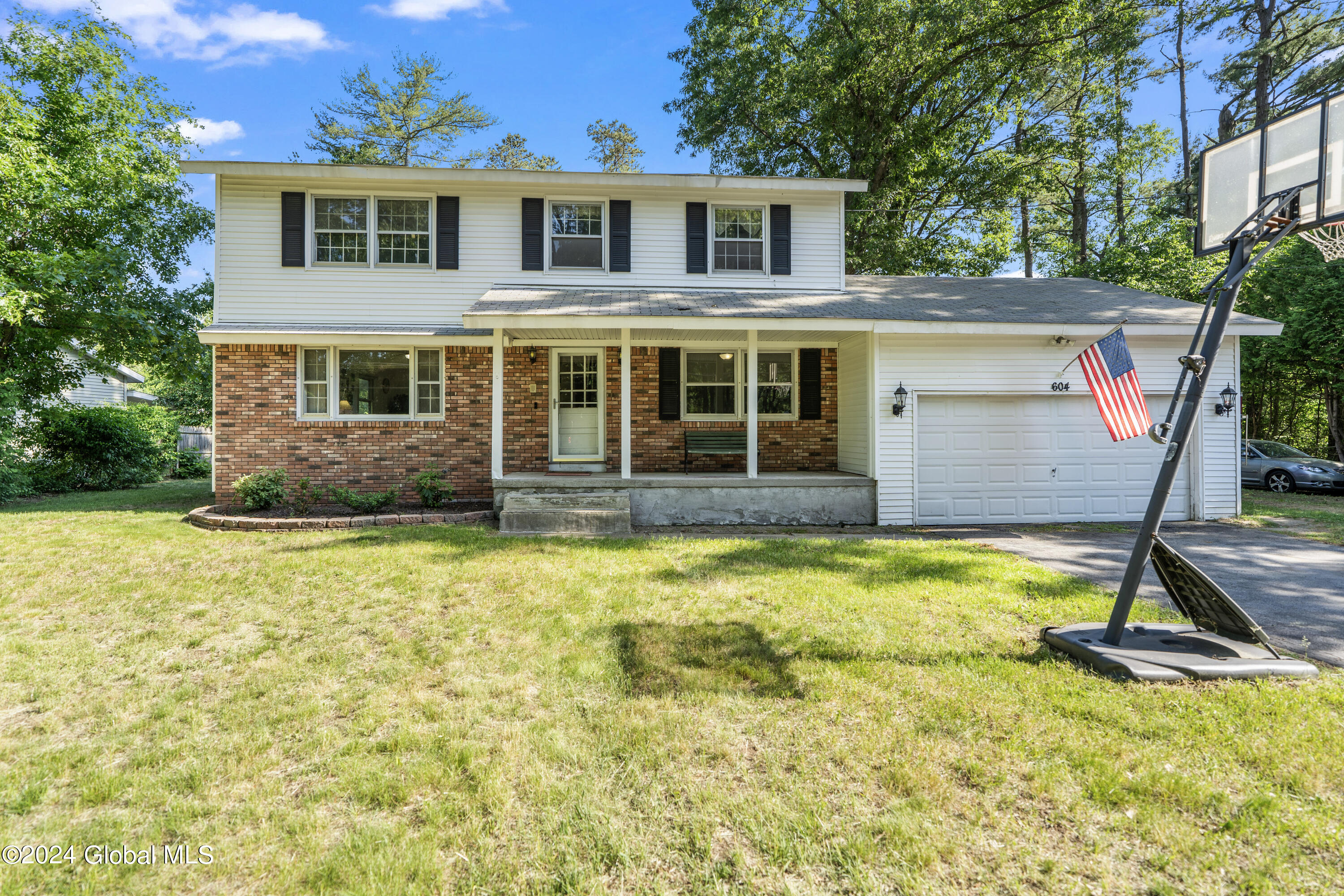 604 Sunny Lane