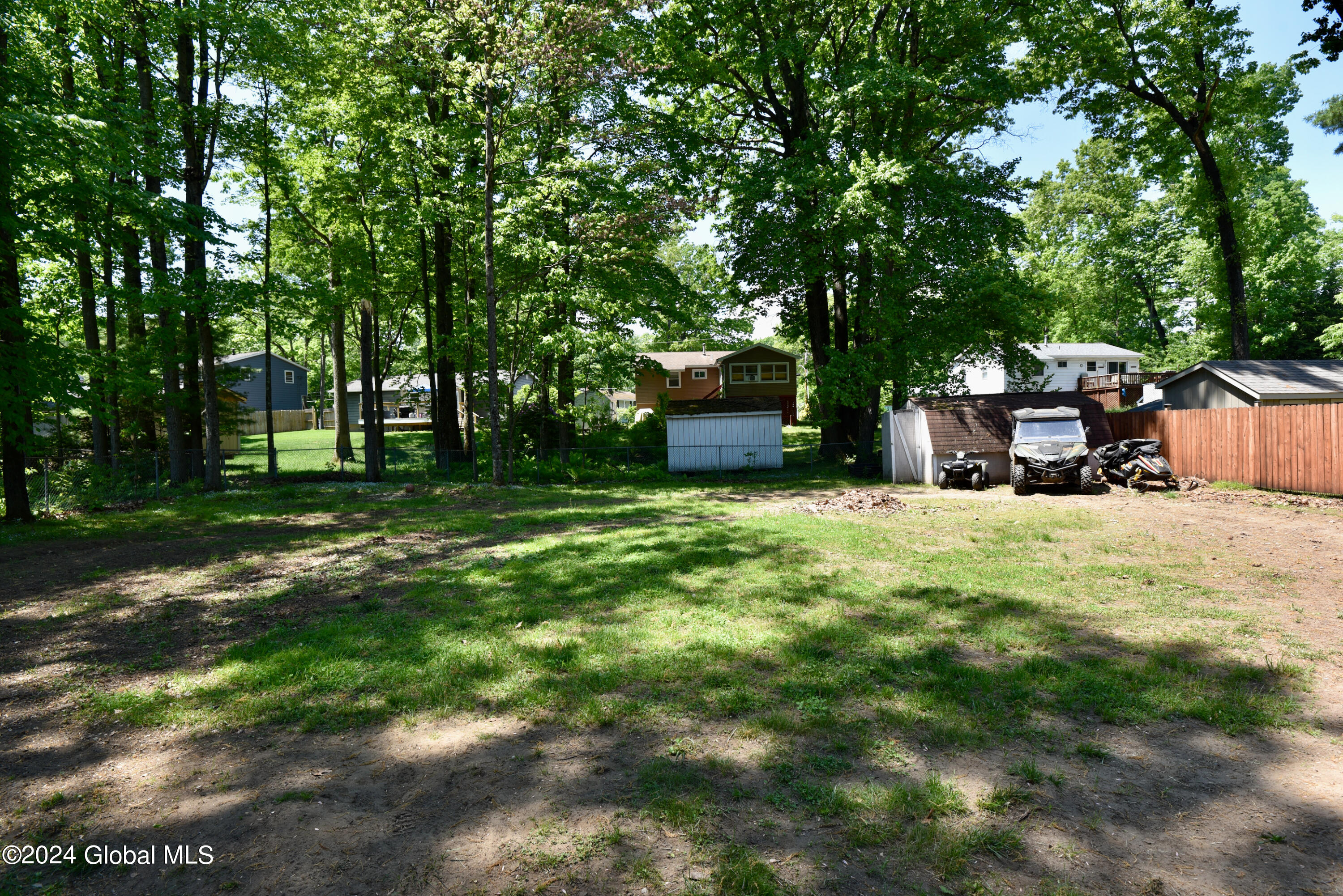 79 Hathorn Boulevard