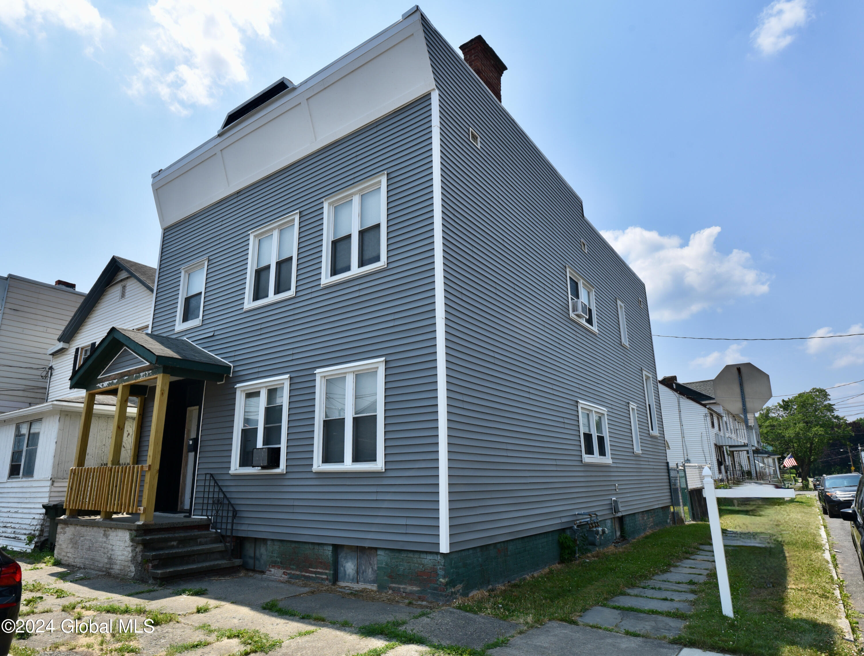 25 James Street