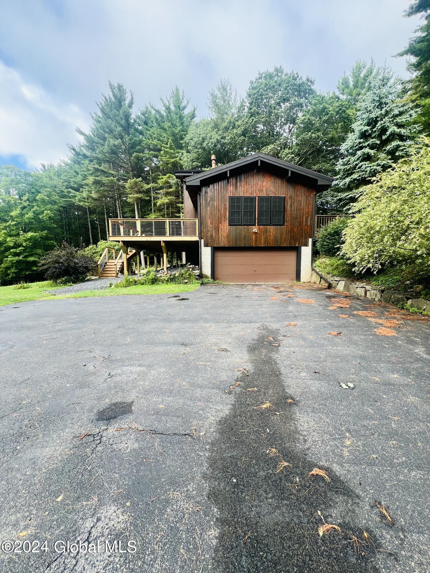 324 Plank Road