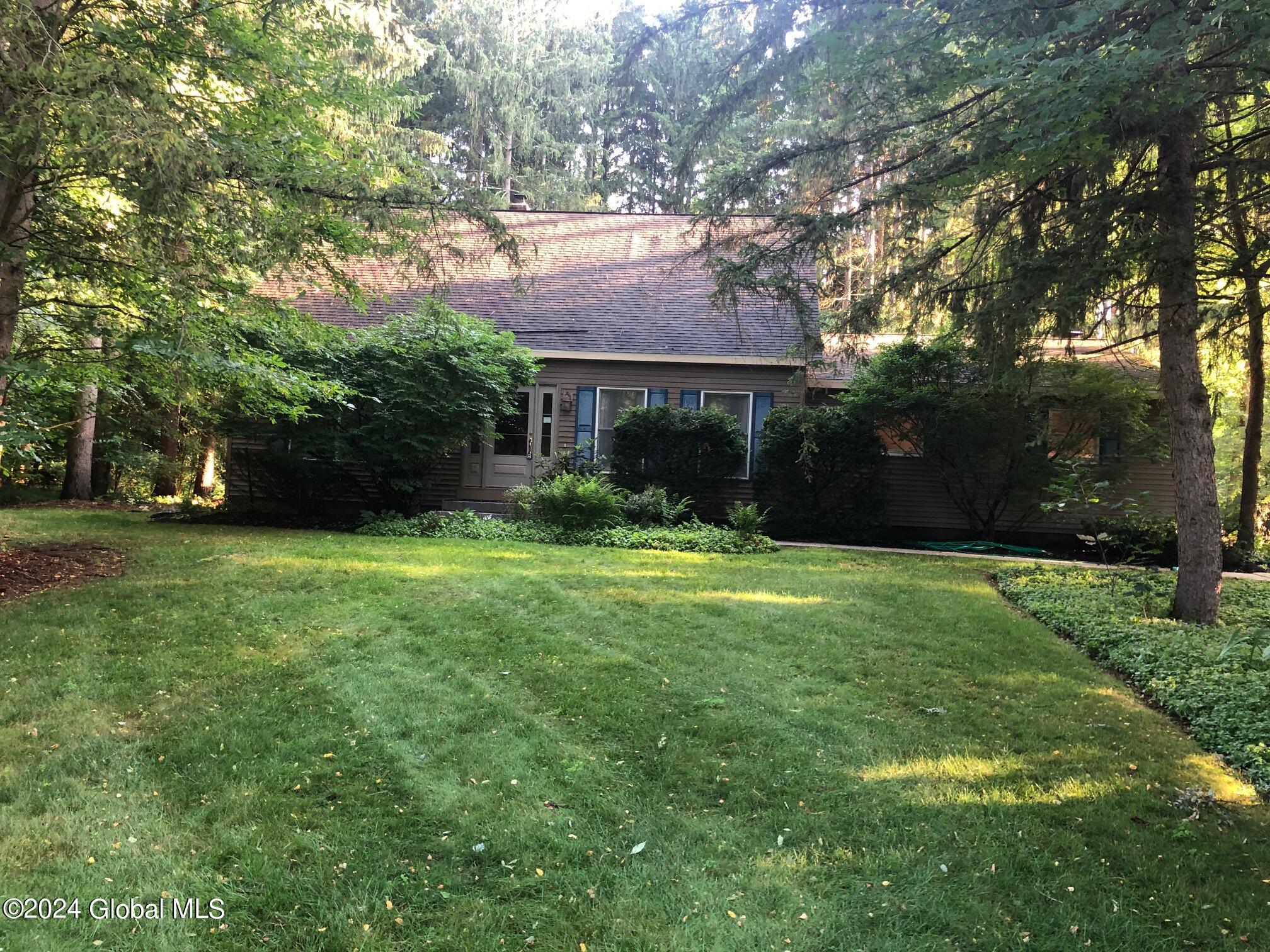 17 Northwood Drive