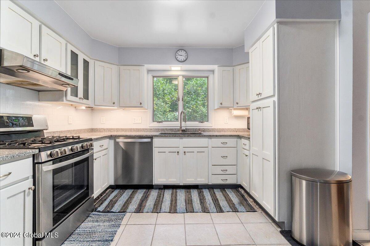 17 Northwood Drive