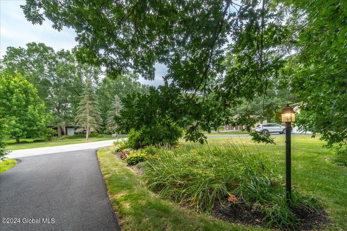 17 Northwood Drive