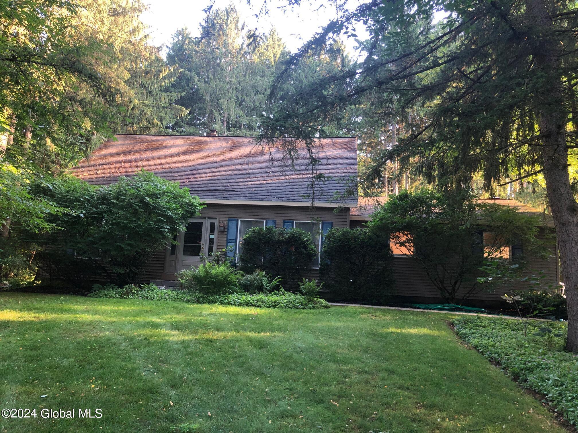 17 Northwood Drive