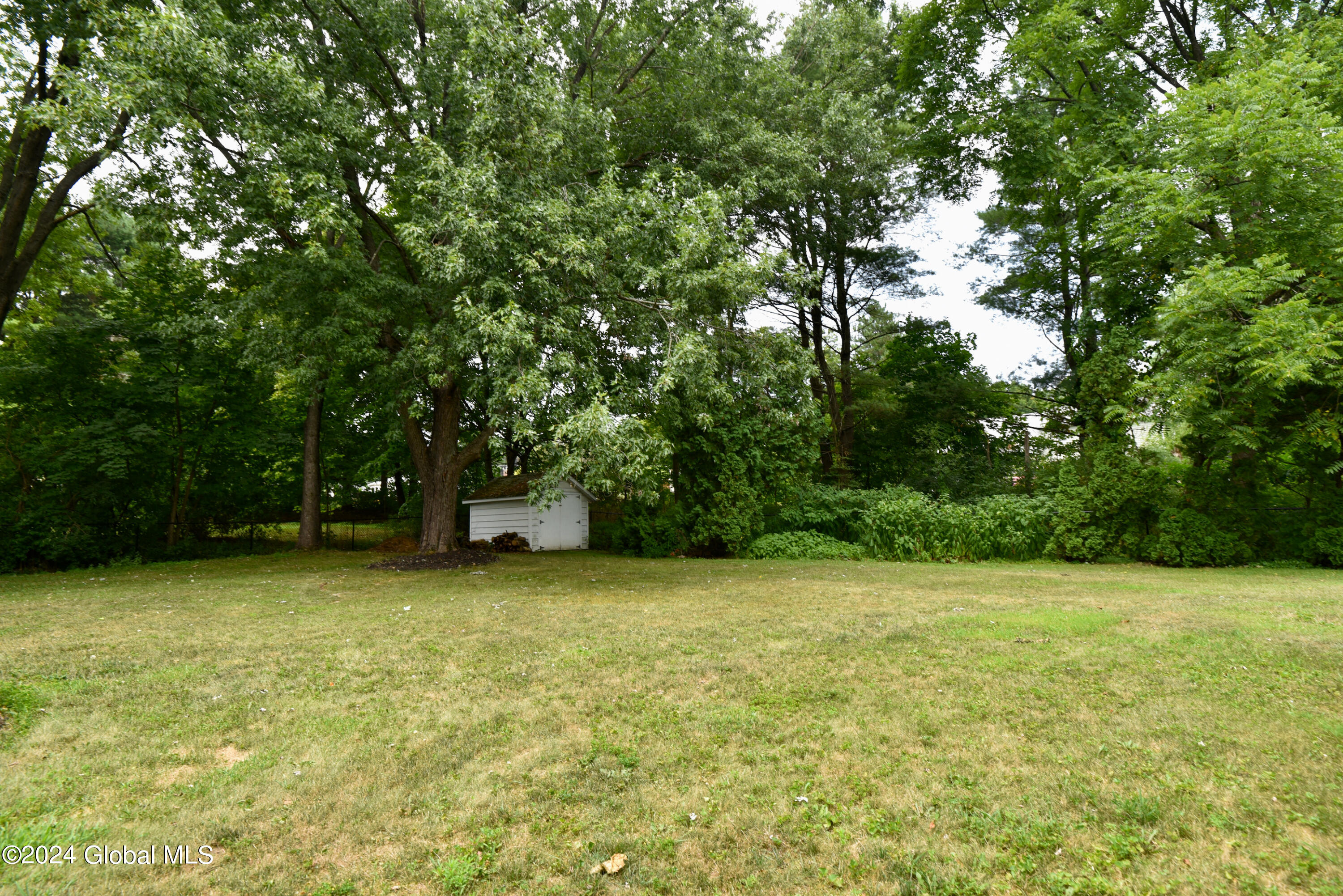 13 Beechwood Drive