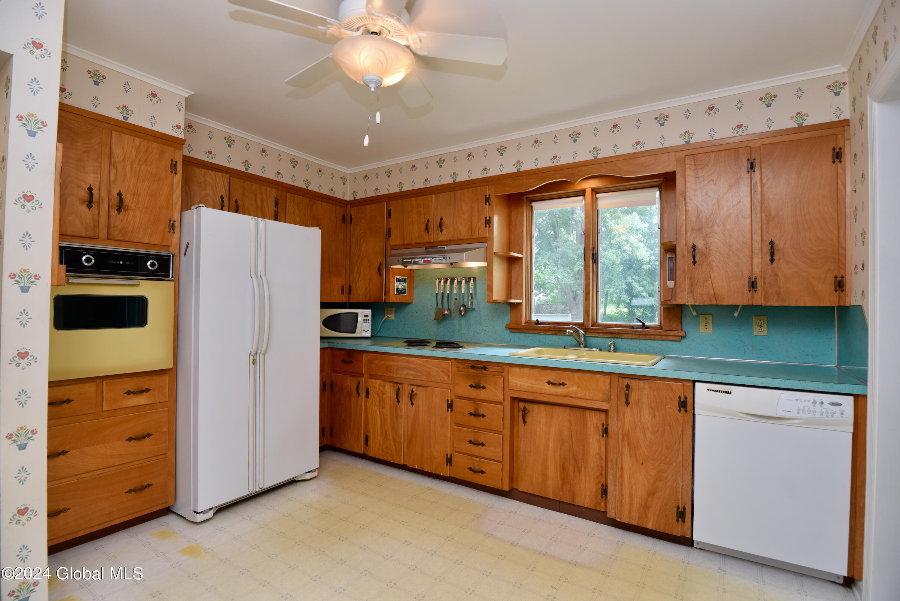 13 Beechwood Drive