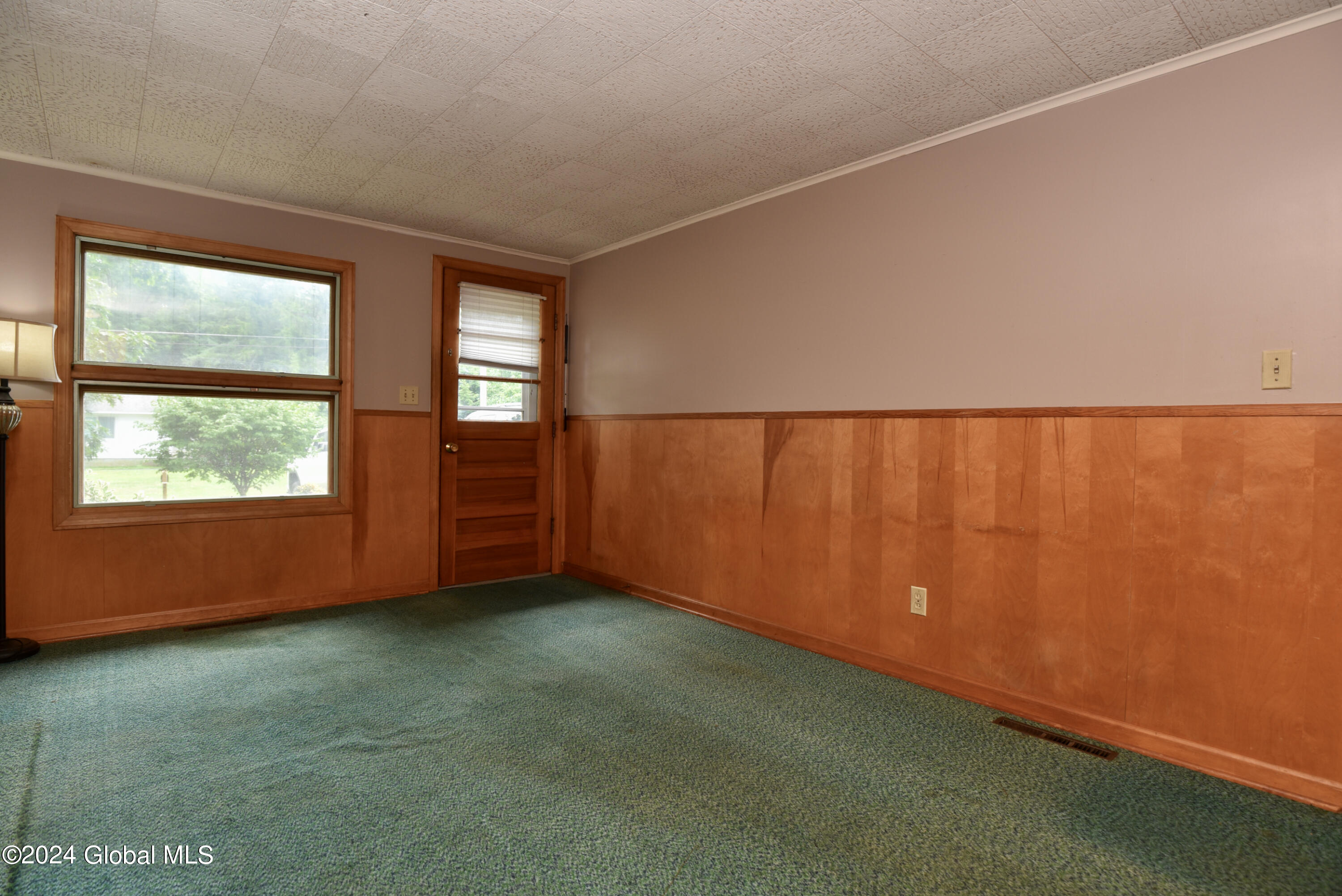 13 Beechwood Drive