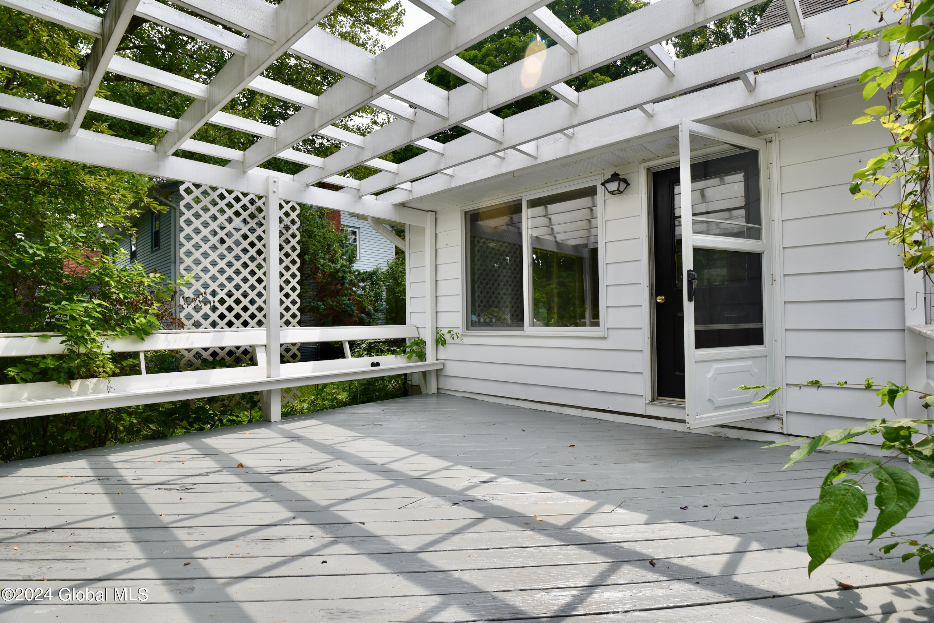 13 Beechwood Drive