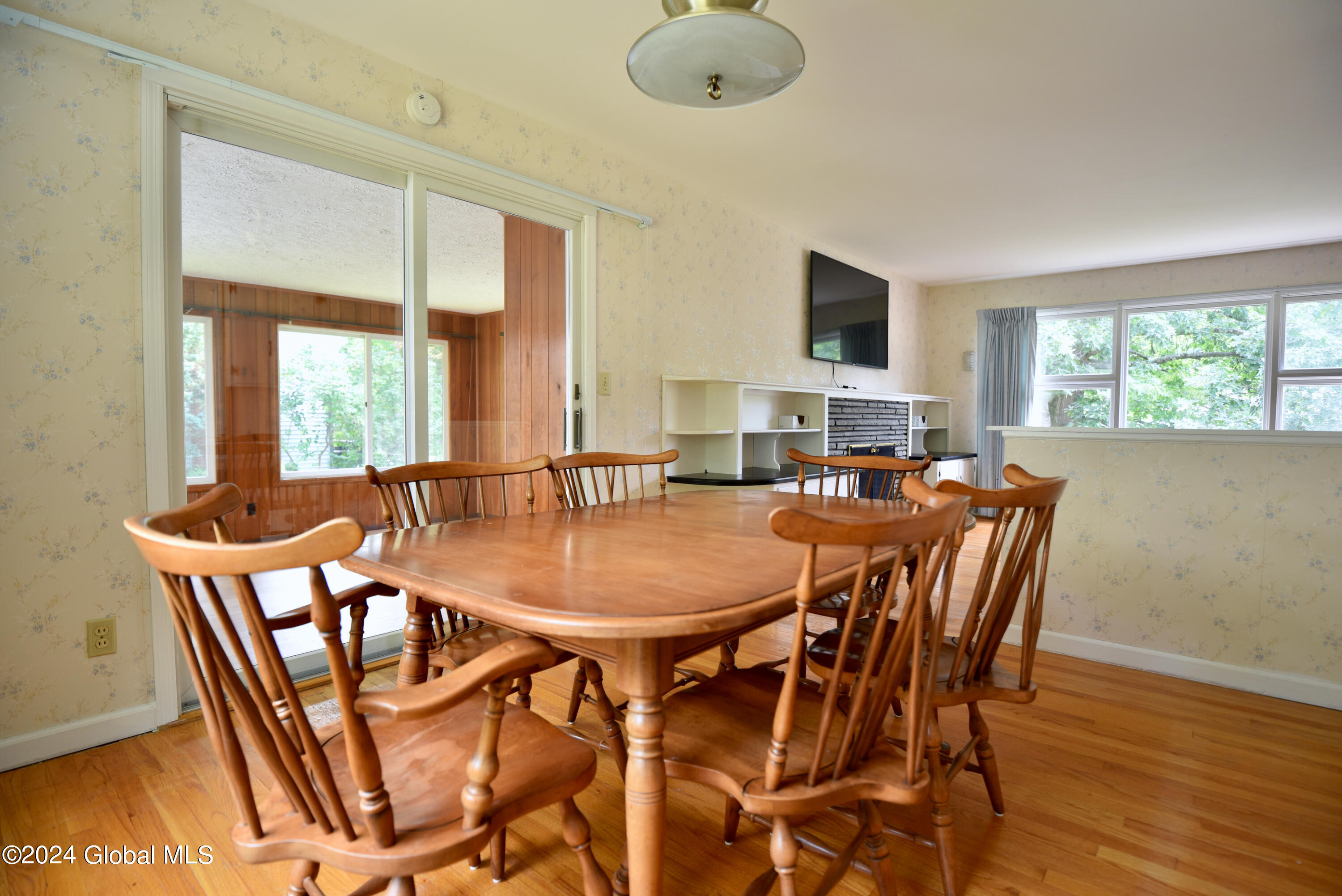 13 Beechwood Drive