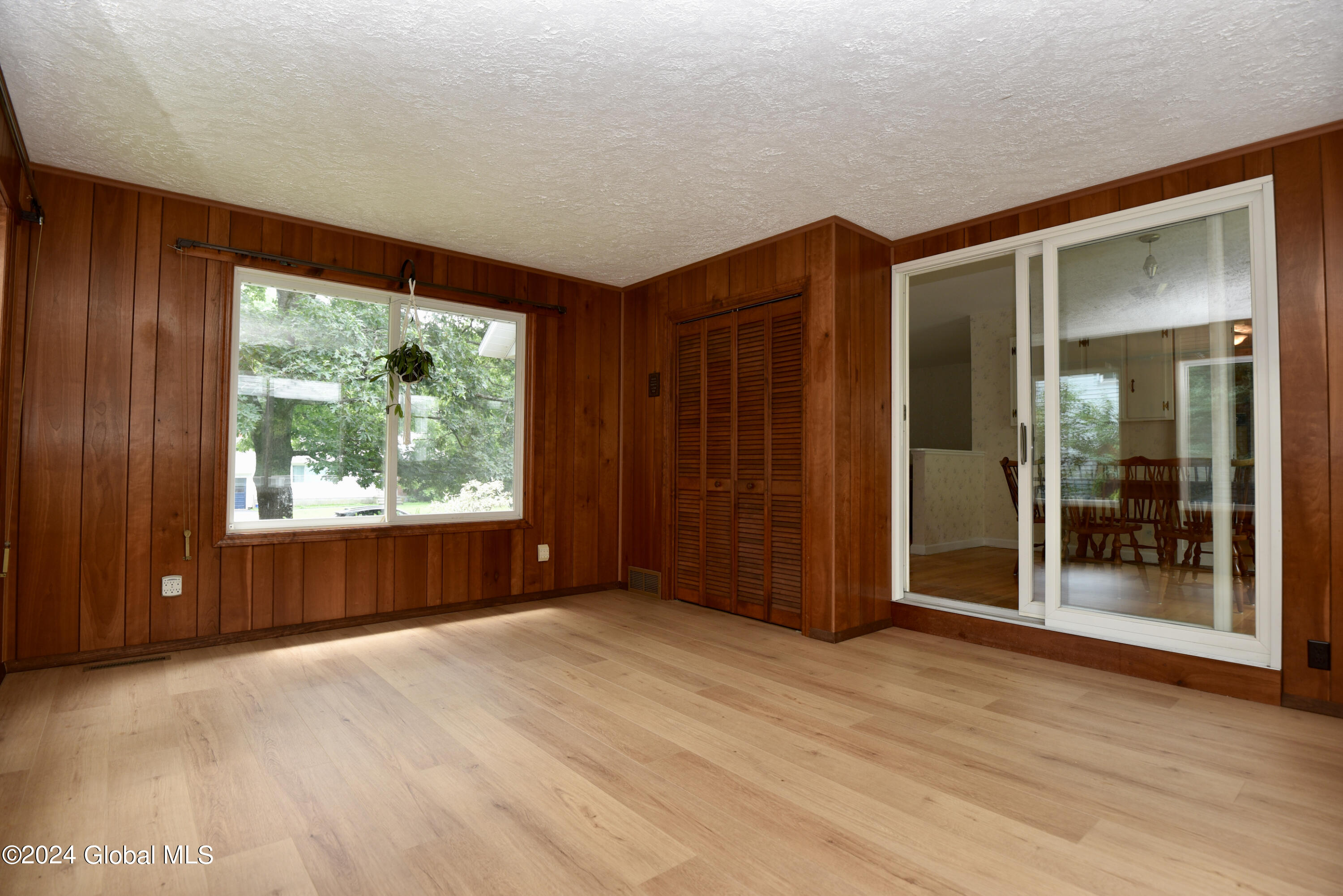 13 Beechwood Drive