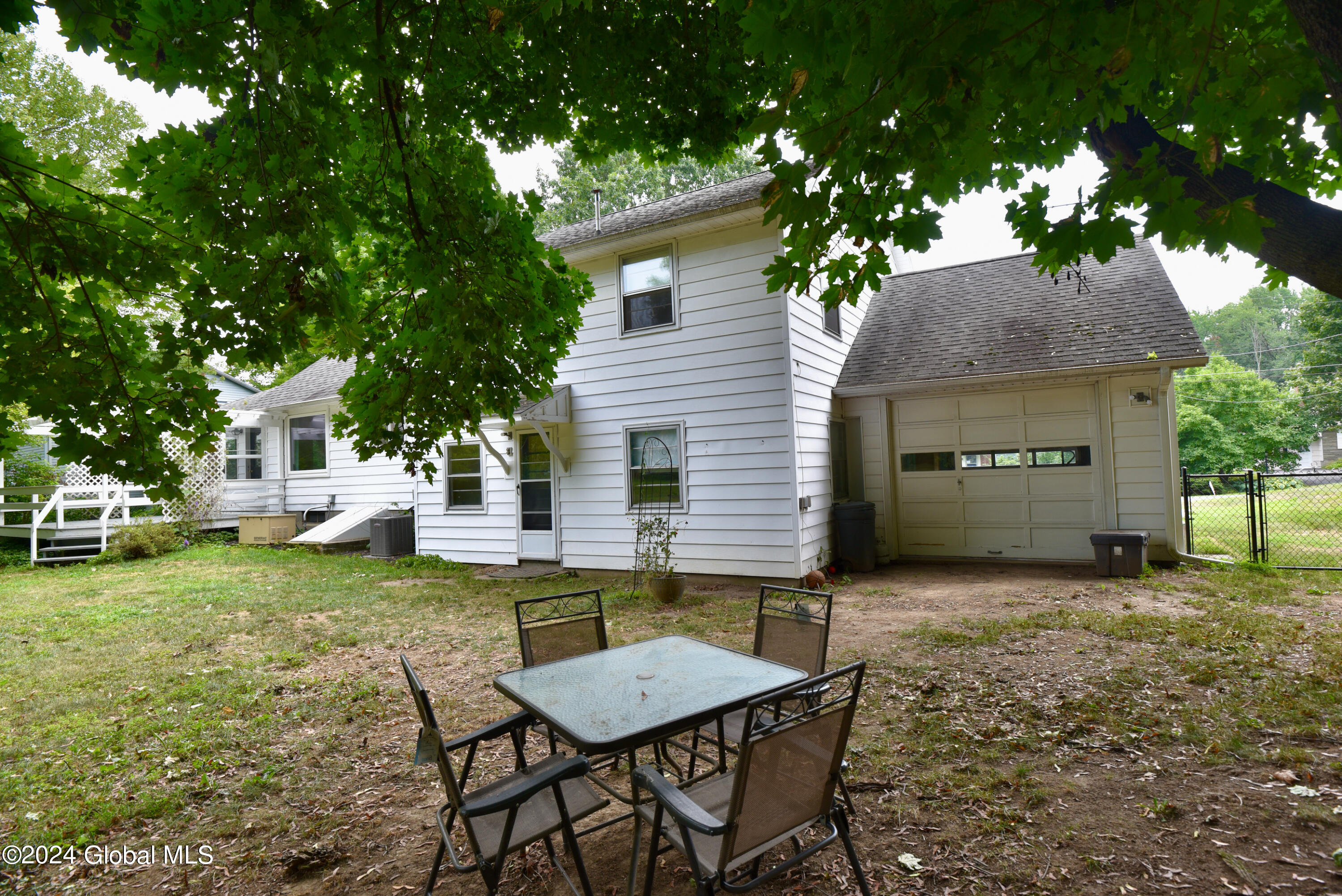 13 Beechwood Drive