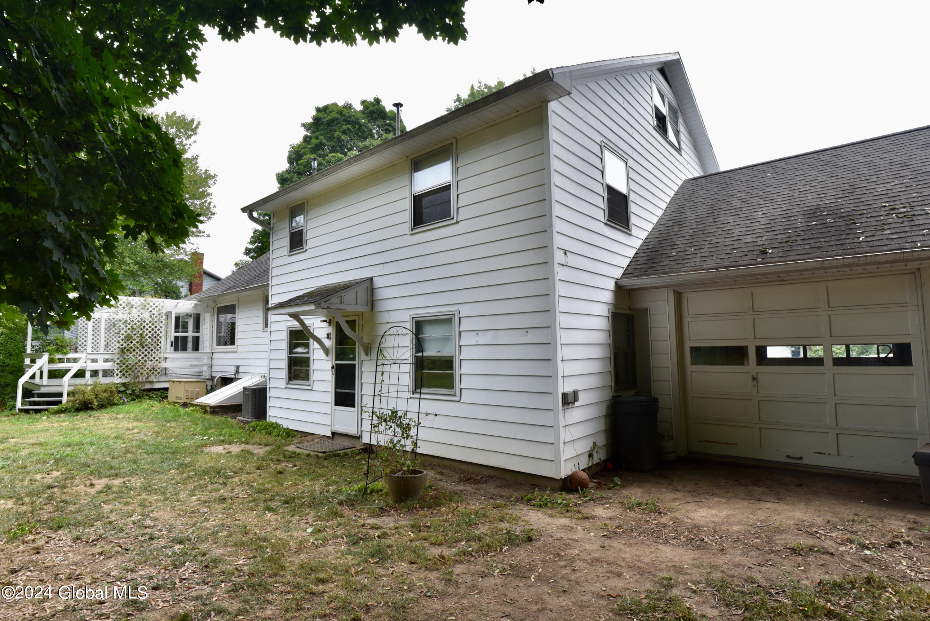 13 Beechwood Drive