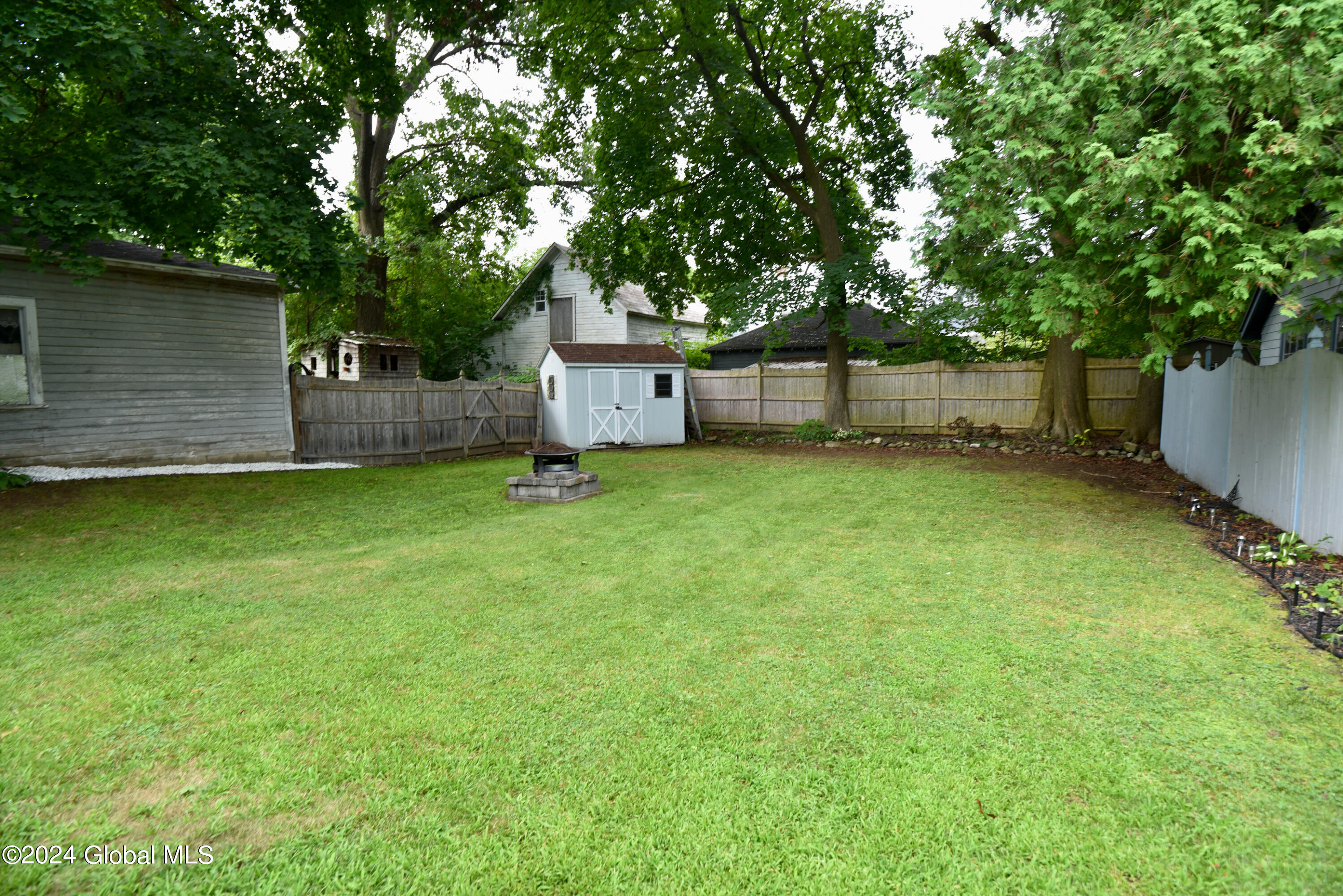 40 Grant Avenue
