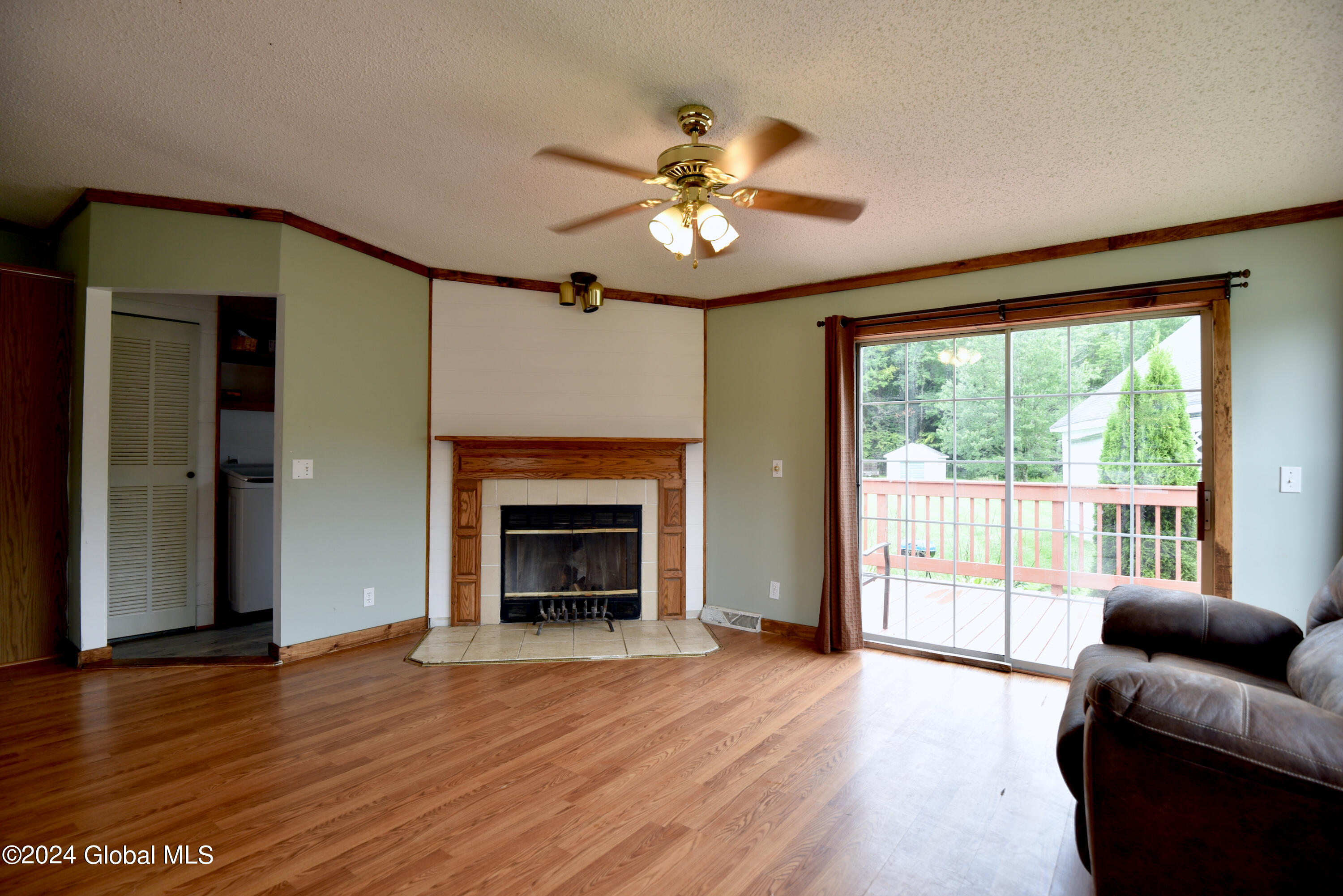 2425 County Highway 107