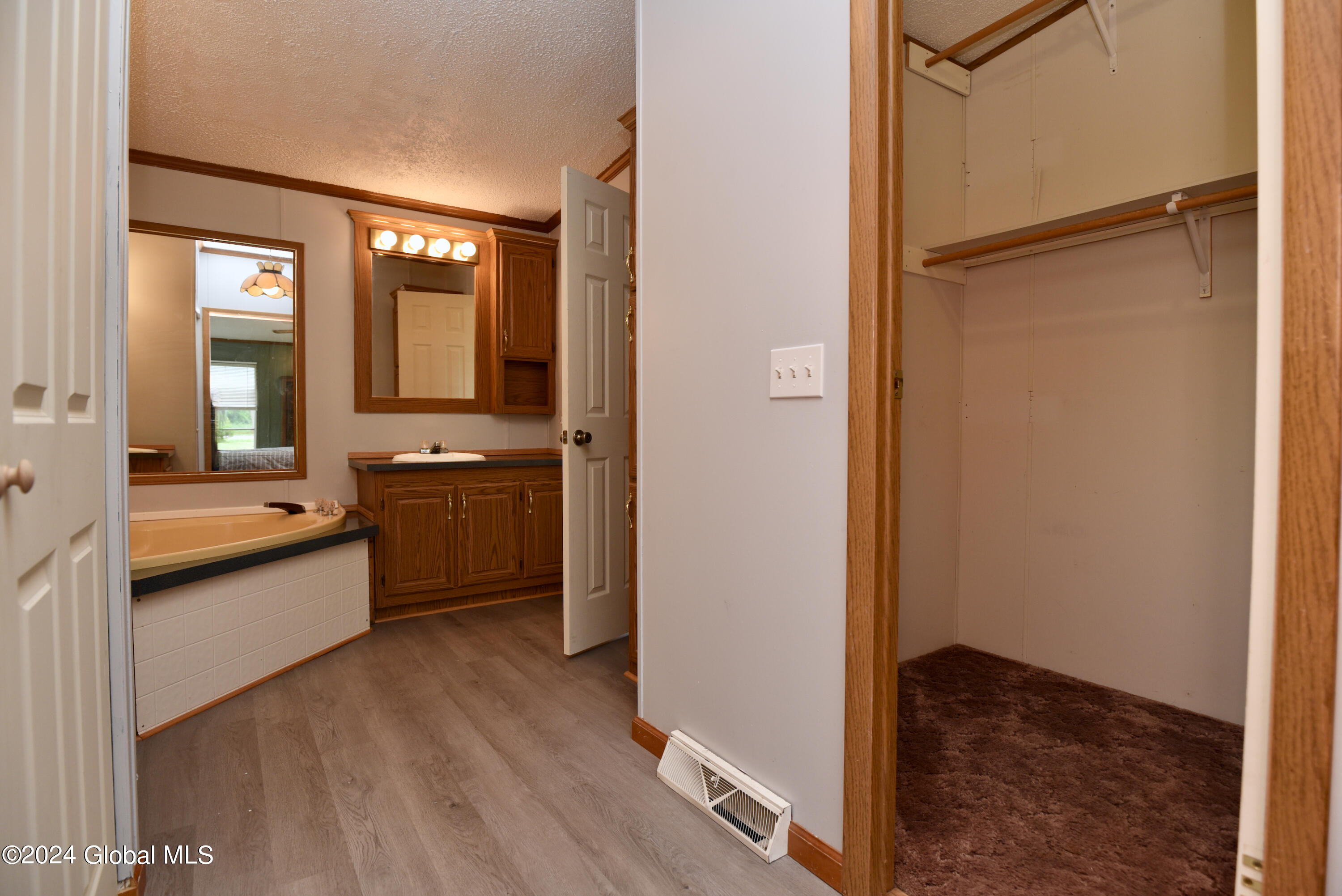 2425 County Highway 107