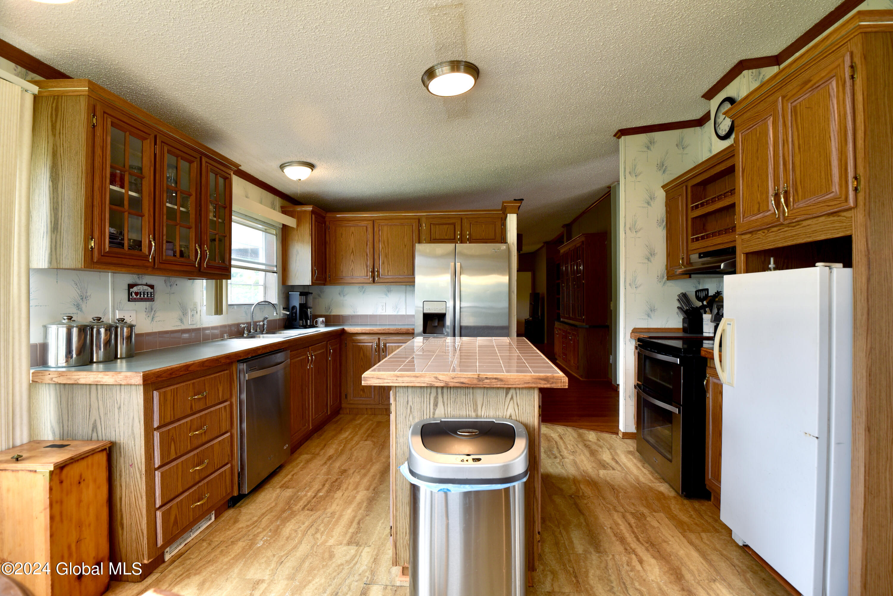 2425 County Highway 107