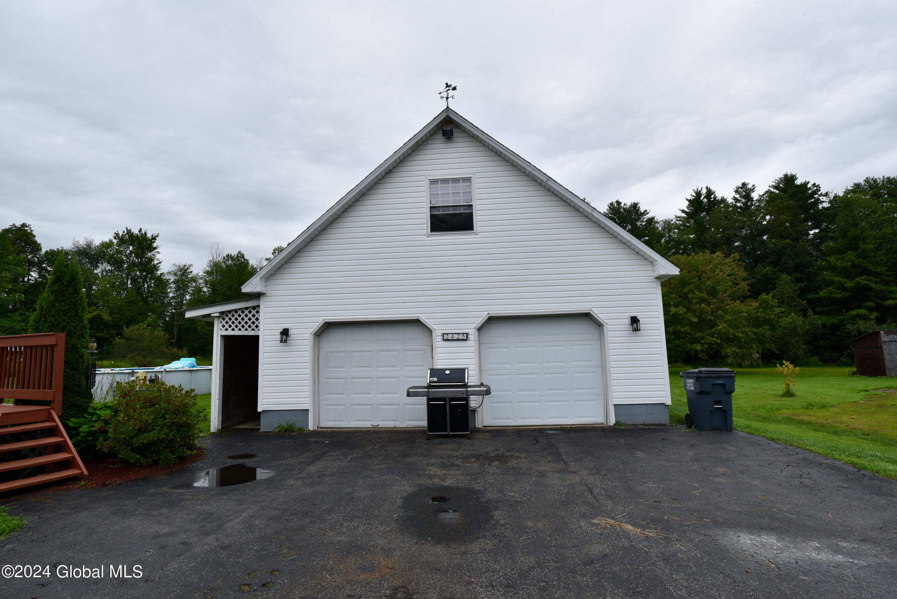 2425 County Highway 107