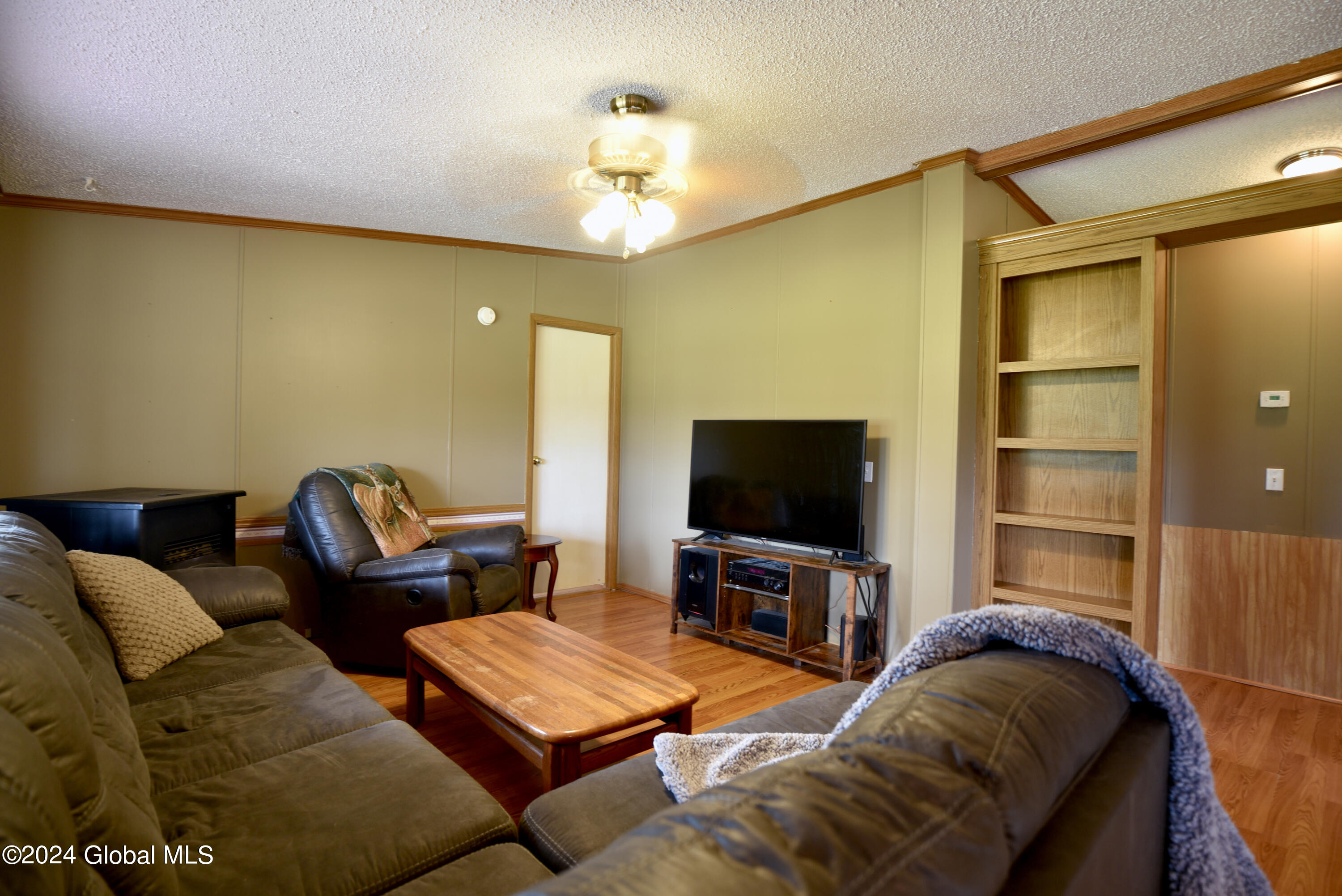 2425 County Highway 107