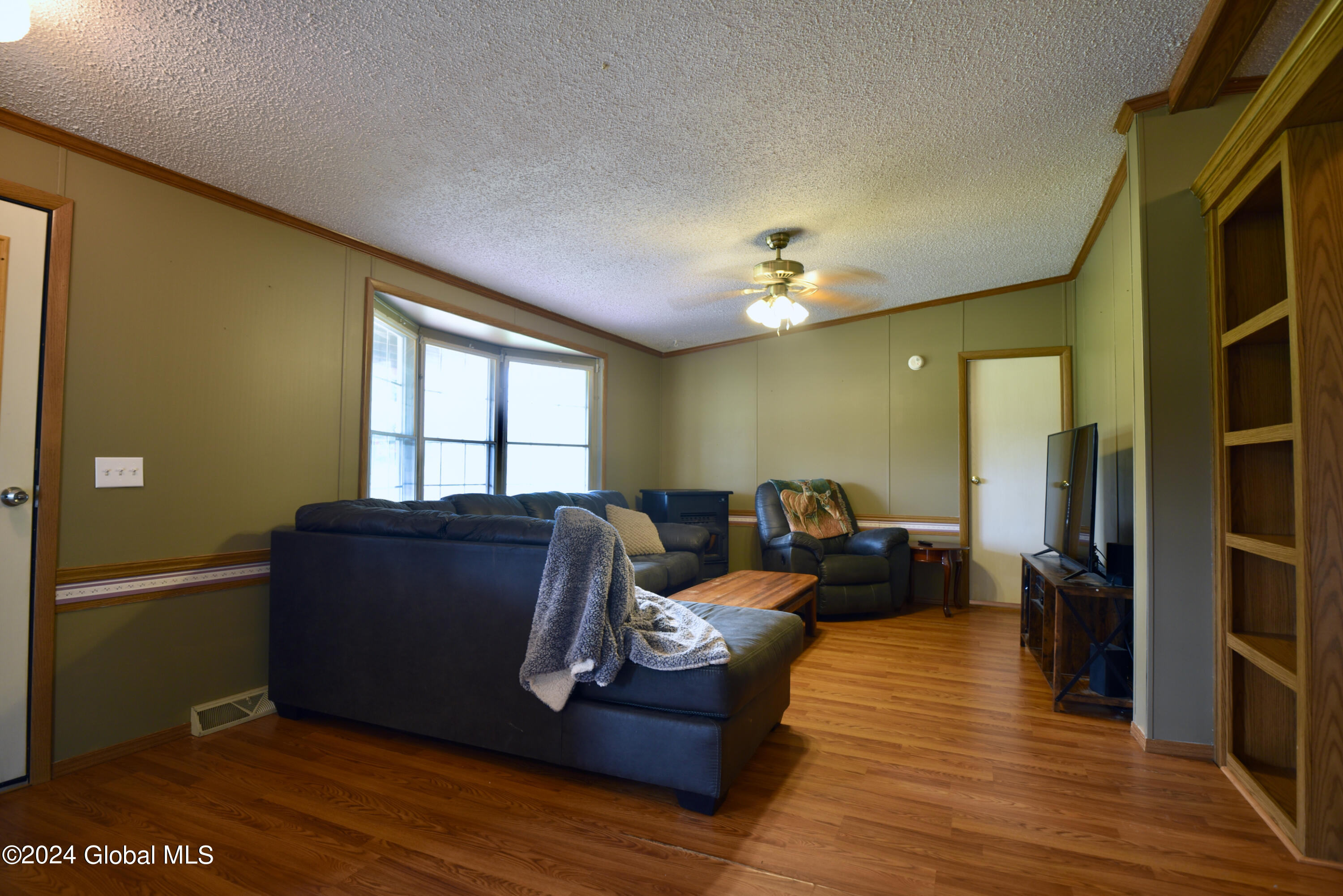 2425 County Highway 107
