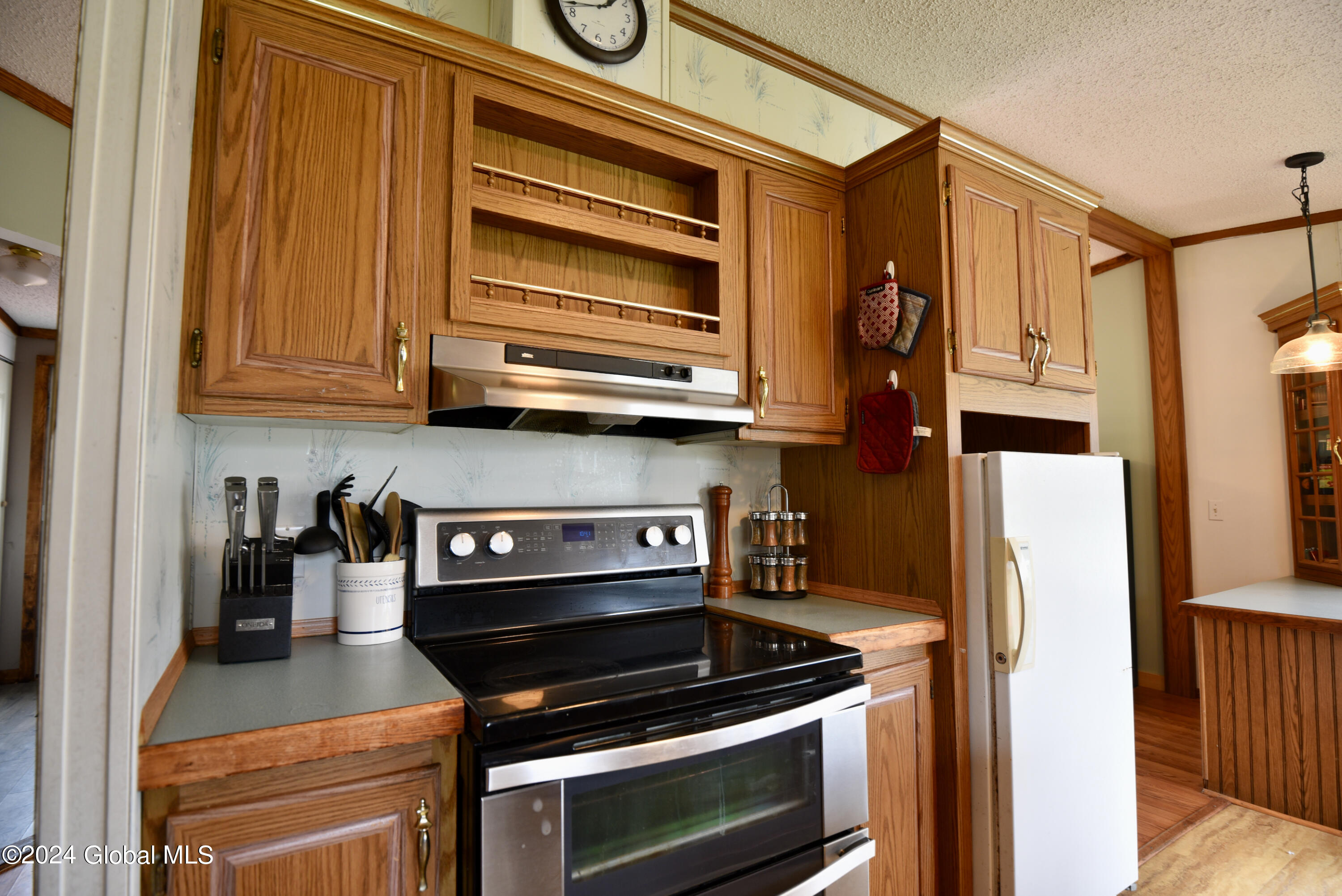2425 County Highway 107
