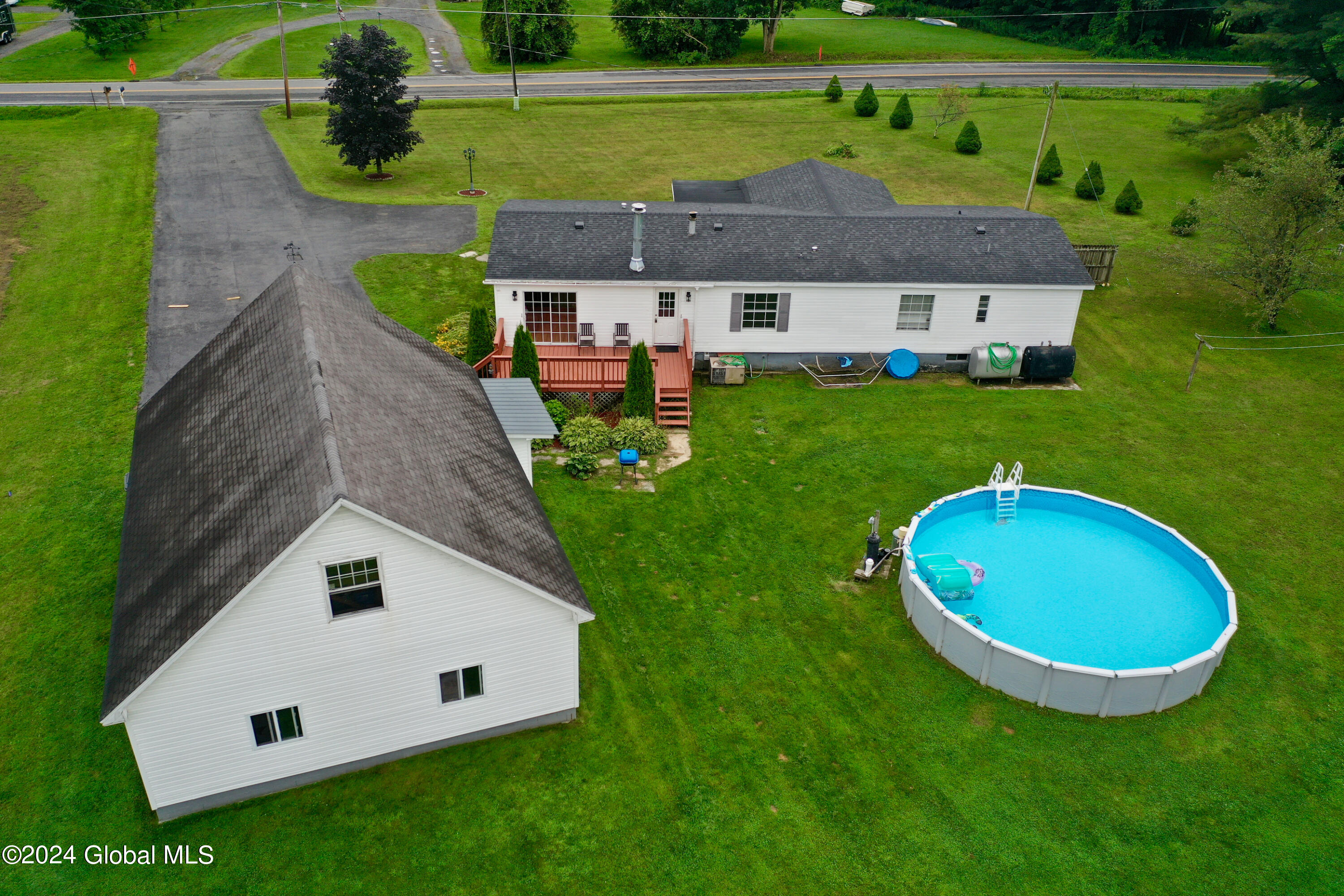2425 County Highway 107