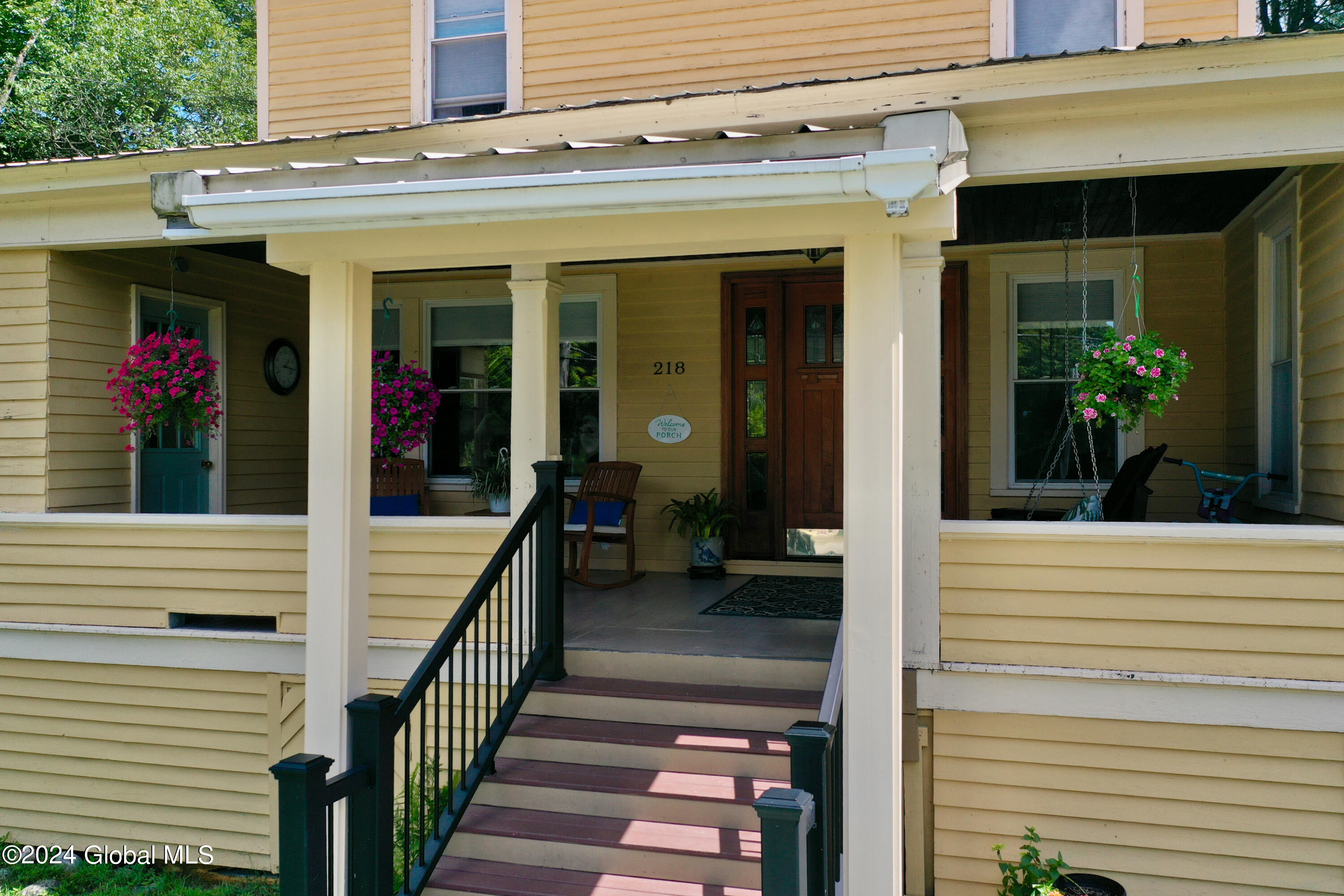 218 Lake Avenue