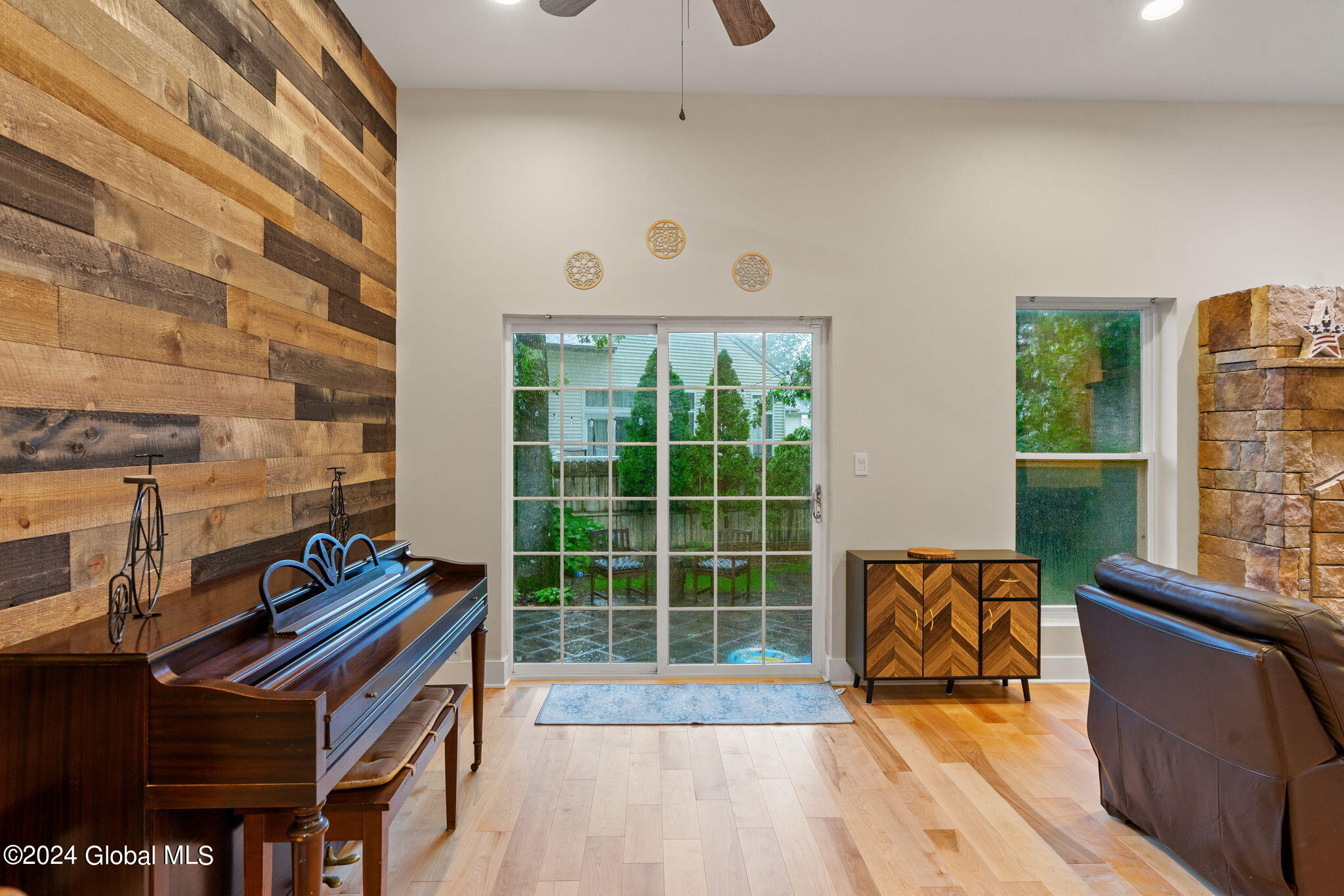 18 Skylark Drive