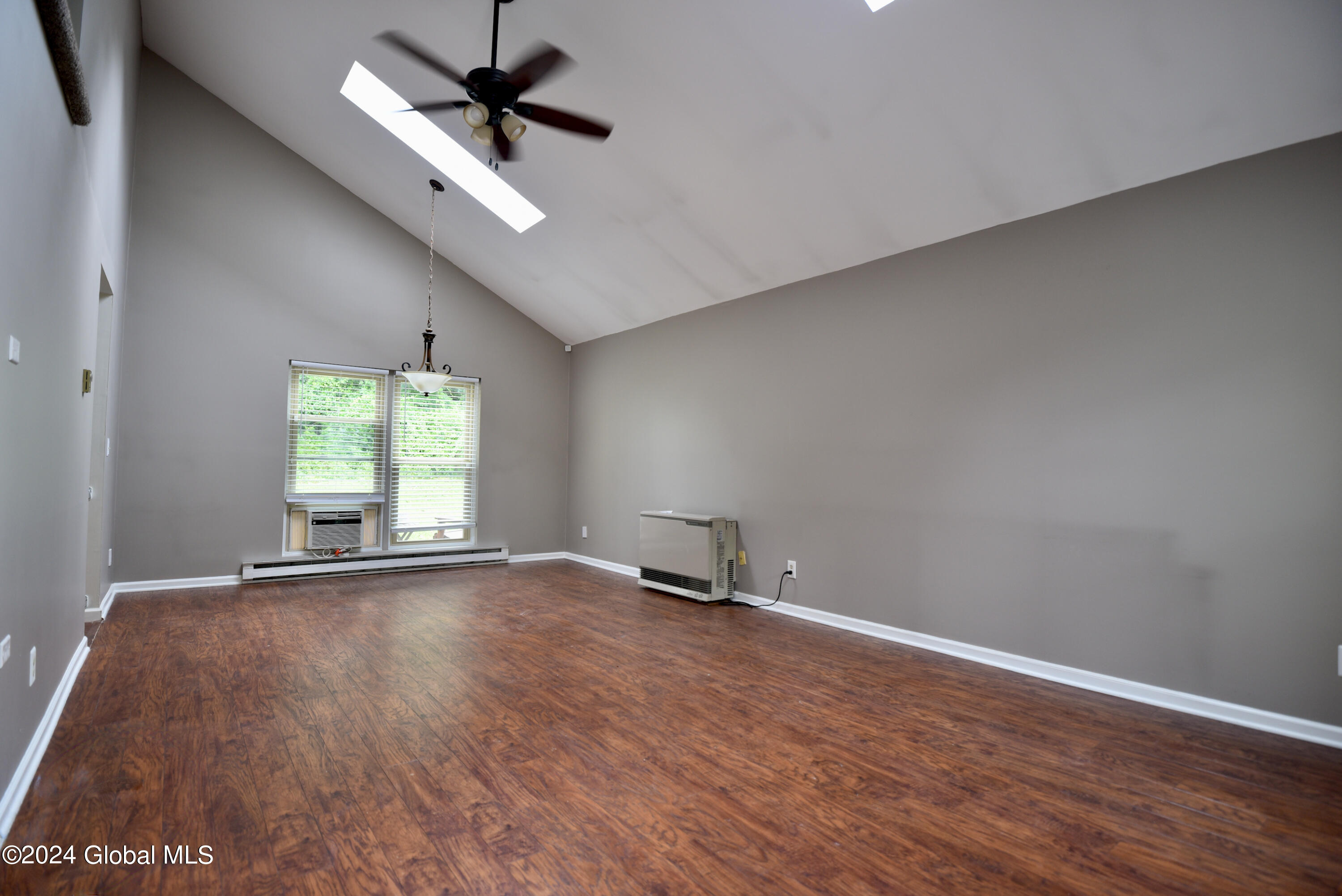 35 Thimbleberry Road